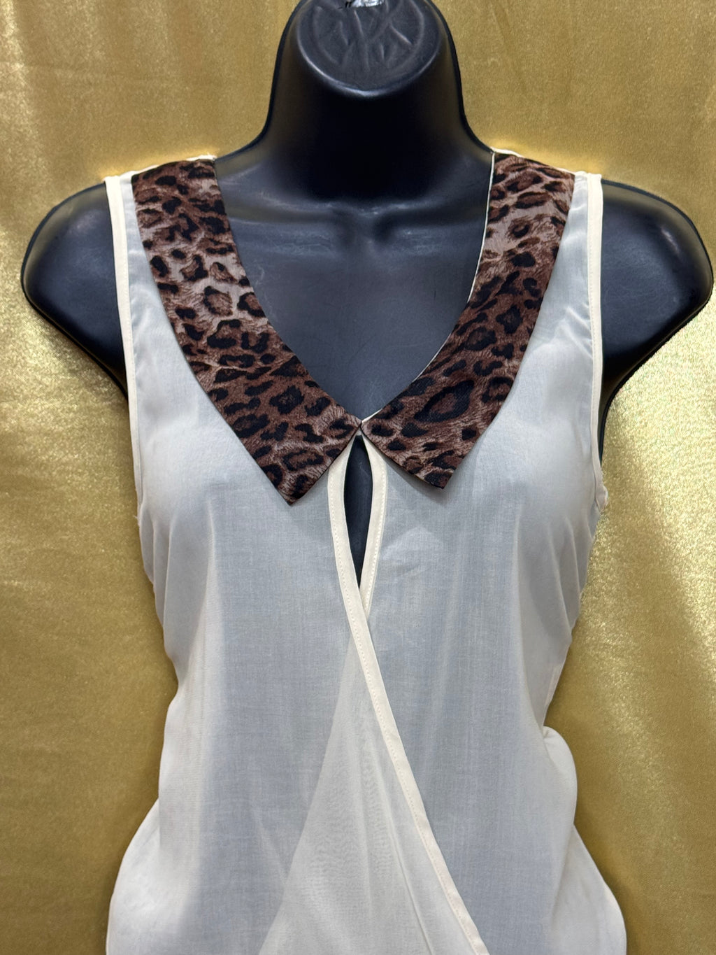 YA Los Angeles Cream Wrap Blouse Silk Blend Leopard Collar Small NWT
