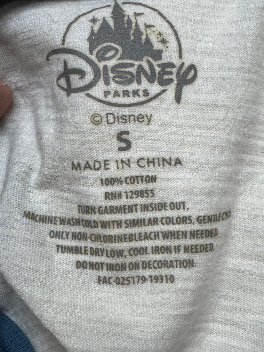 Walt Disney World Four Parks Icons Raglan T-Shirt Small Cream Blue