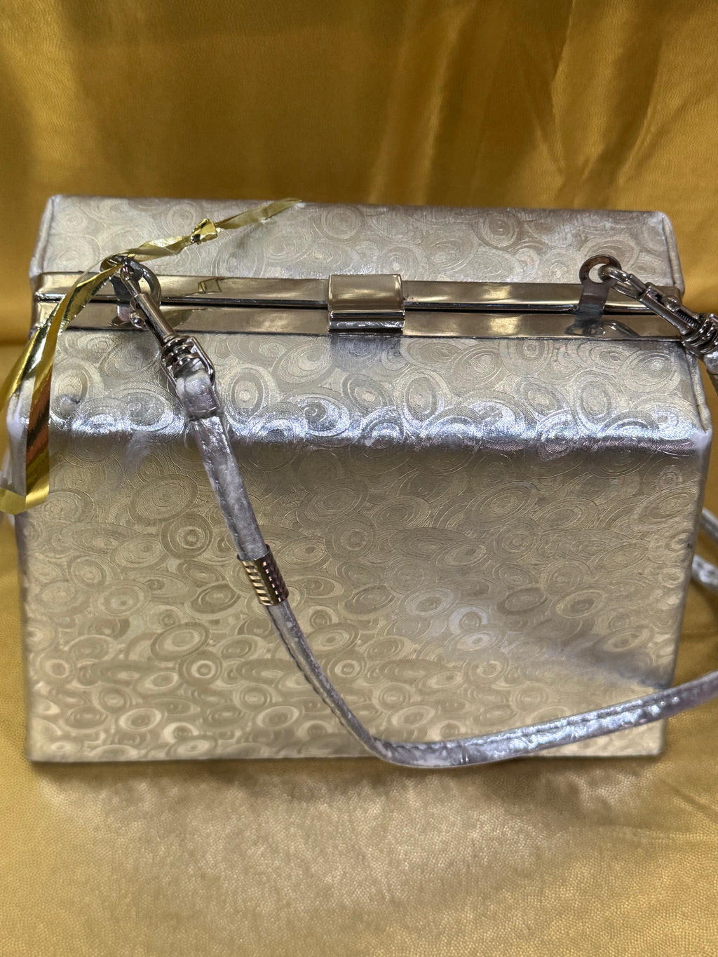 Stunning Vintage Nicholas Reich Silver Structured Evening Bag ✨
