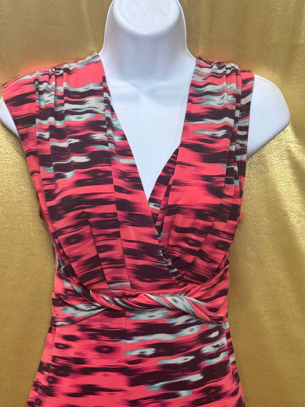 Attention Coral Abstract Ikat Print Empire Waist V-Neck Top - Size Small