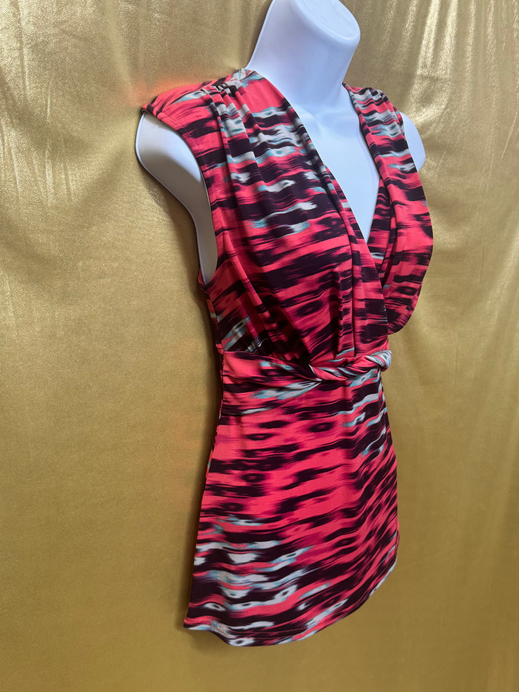 Attention Coral Abstract Ikat Print Empire Waist V-Neck Top - Size Small