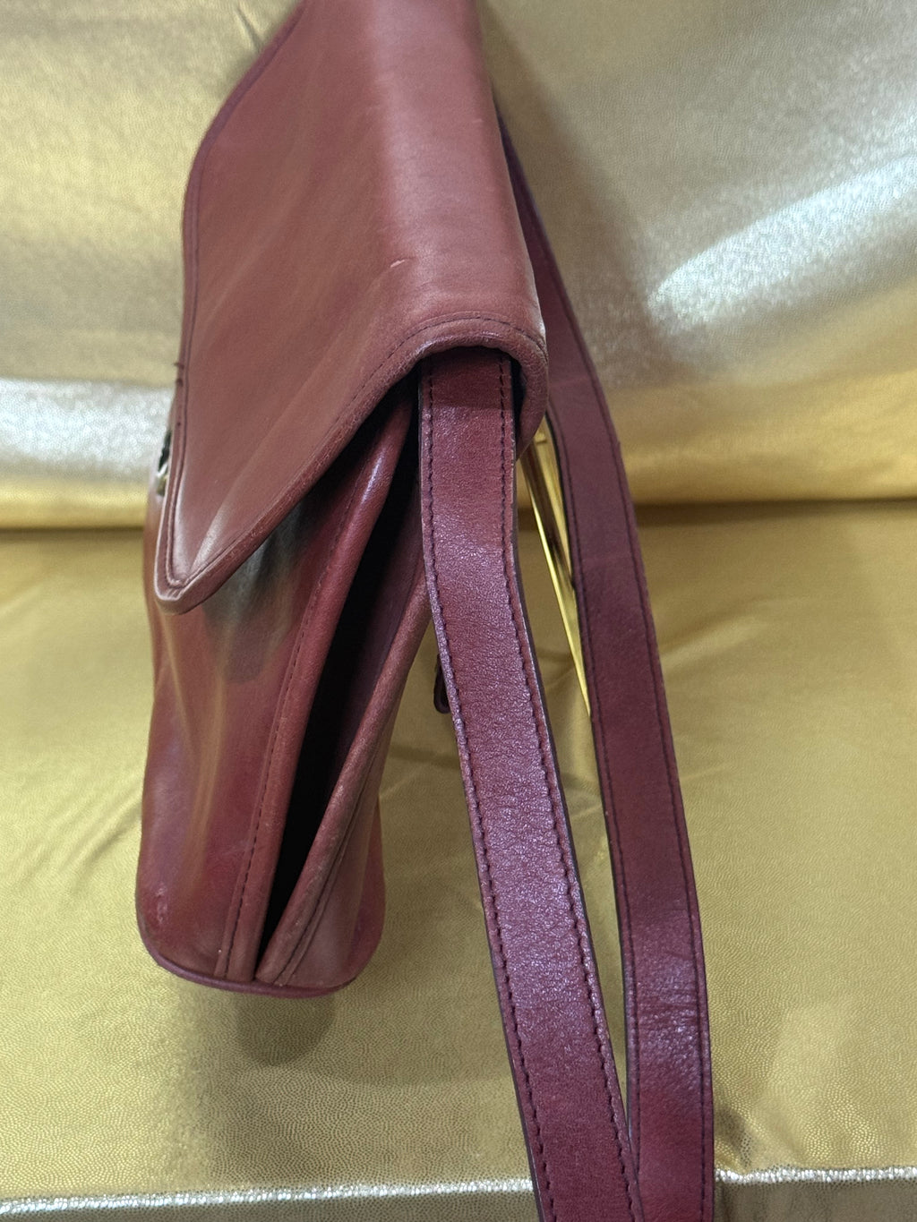 Vintage Etienne Aigner Oxblood Leather Crossbody Bag – Horseshoe Clasp