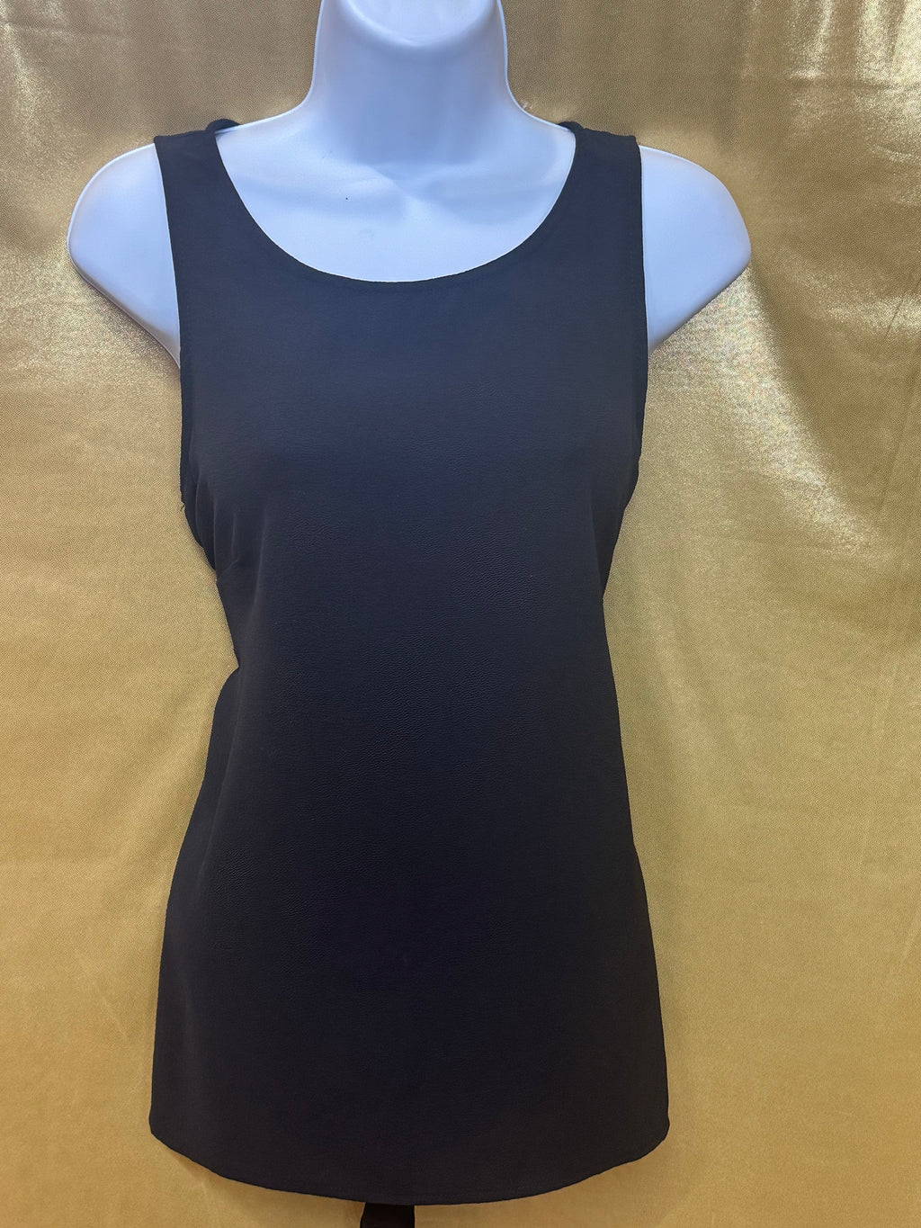 Harlow & Graham Black Keyhole Back Tank Top Shell - Size Small