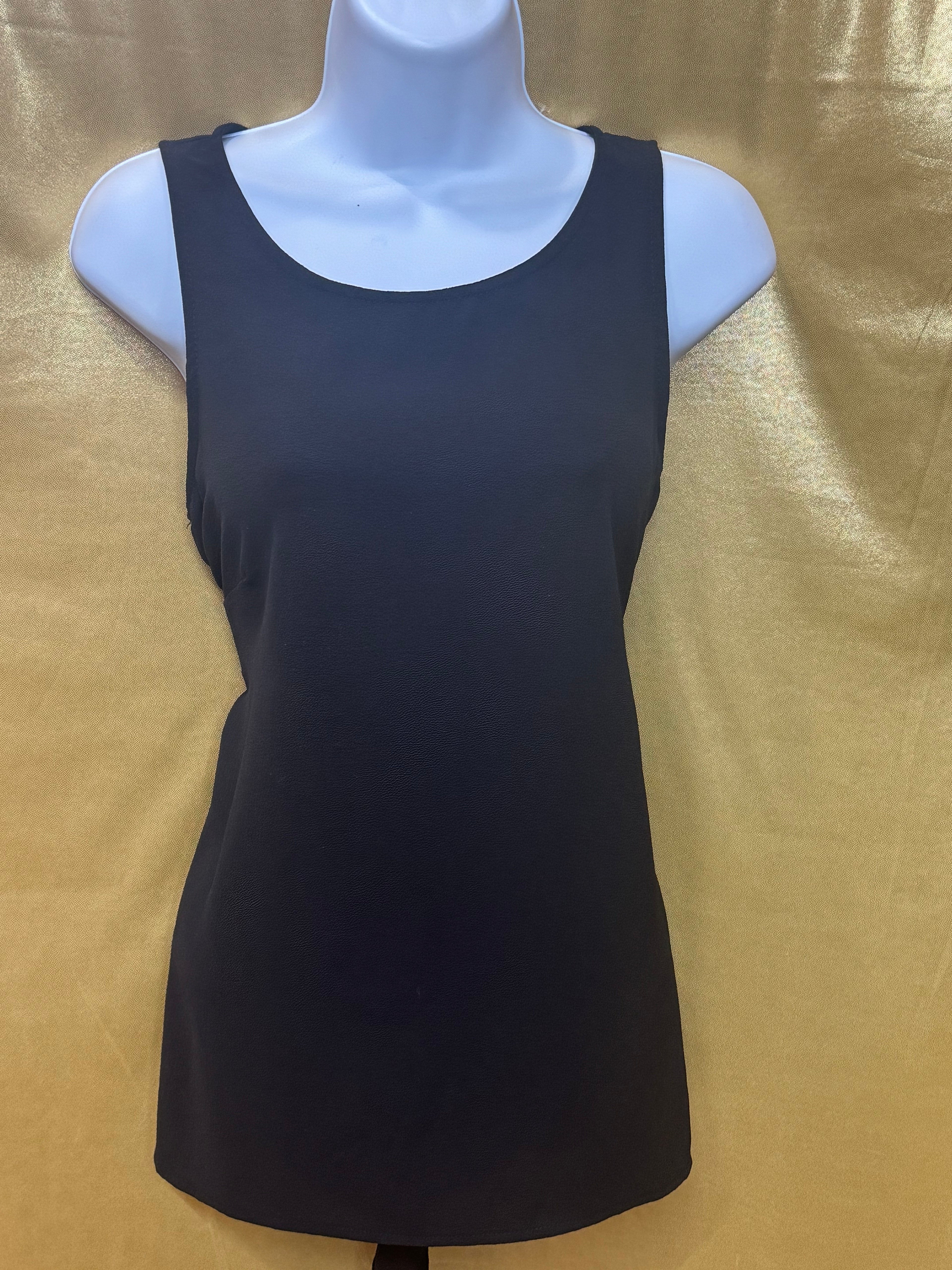 Harlow & Graham Black Keyhole Back Tank Top Shell - Size Small