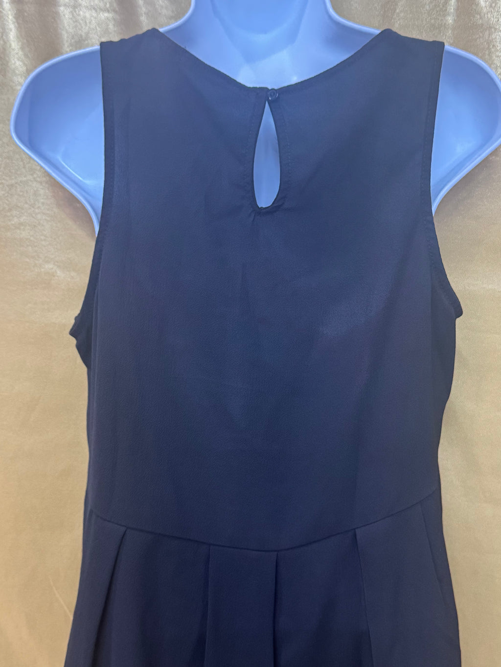 Harlow & Graham Black Keyhole Back Tank Top Shell - Size Small