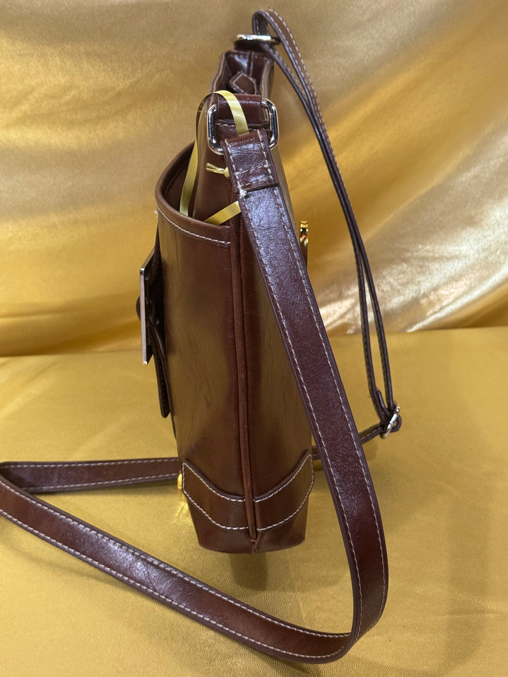 ✨ Nine West Vintage Chic Brown Faux Leather Crossbody Hipster Bag ✨