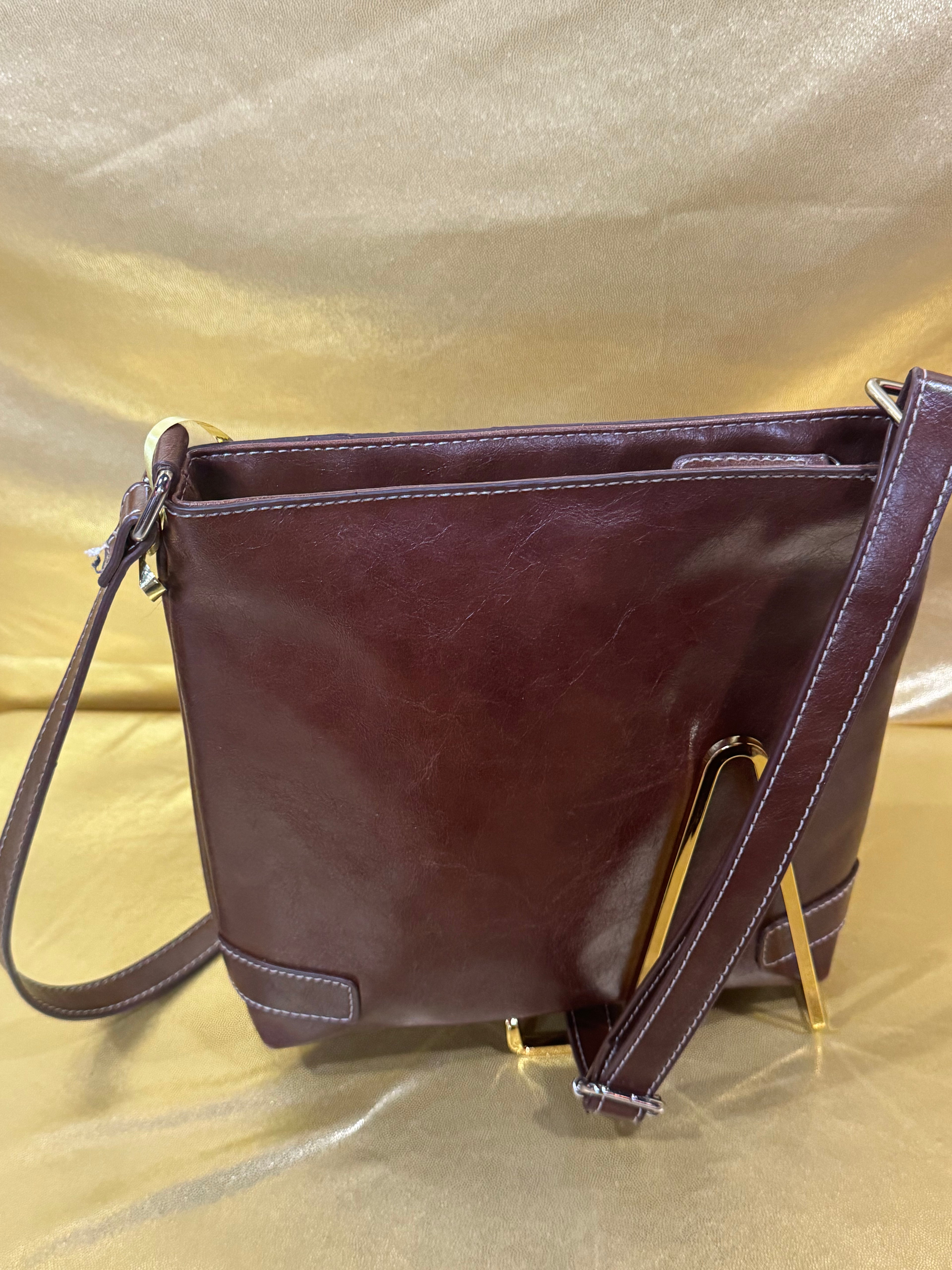 ✨ Nine West Vintage Chic Brown Faux Leather Crossbody Hipster Bag ✨