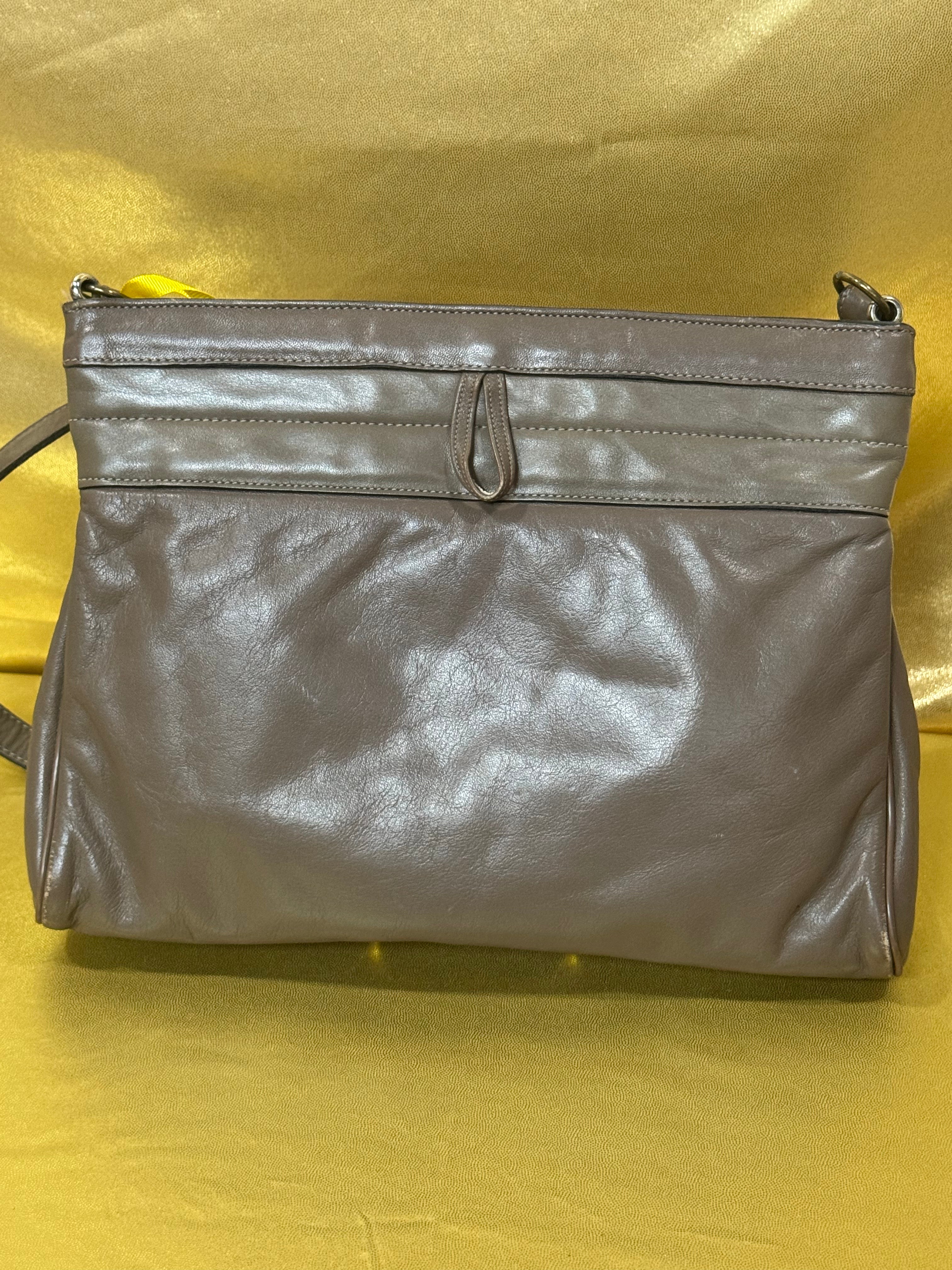 Vintage Etienne Aigner Grey Leather Shoulder Bag – Classic Horseshoe Logo