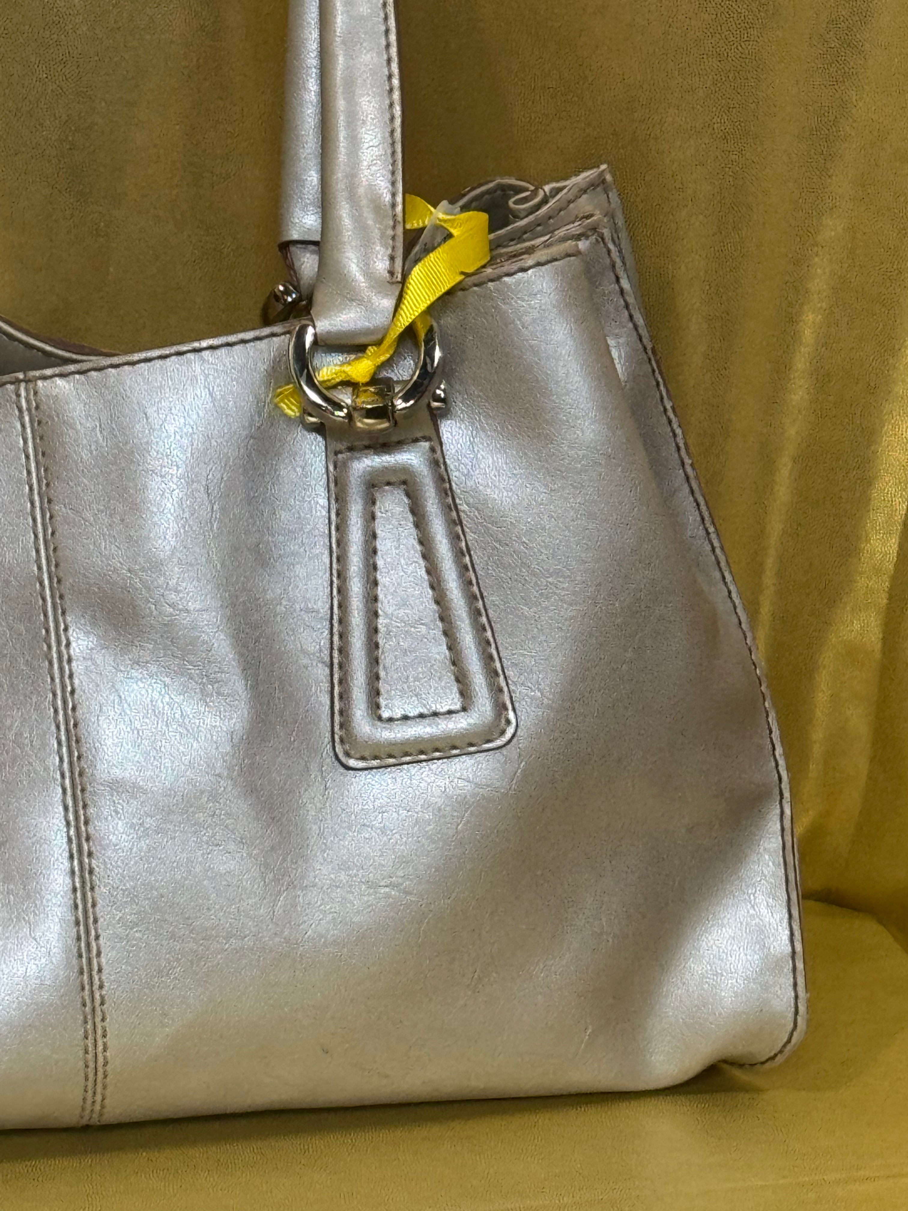 ✨ Vintage Liz Claiborne Metallic Bronze Hobo Shoulder Bag ✨