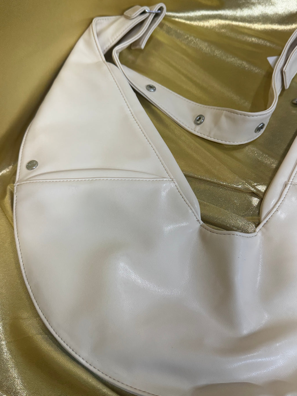 Authentic SASH Cream Crescent Crossbody Sling Bag – Ergonomic Travel Purse