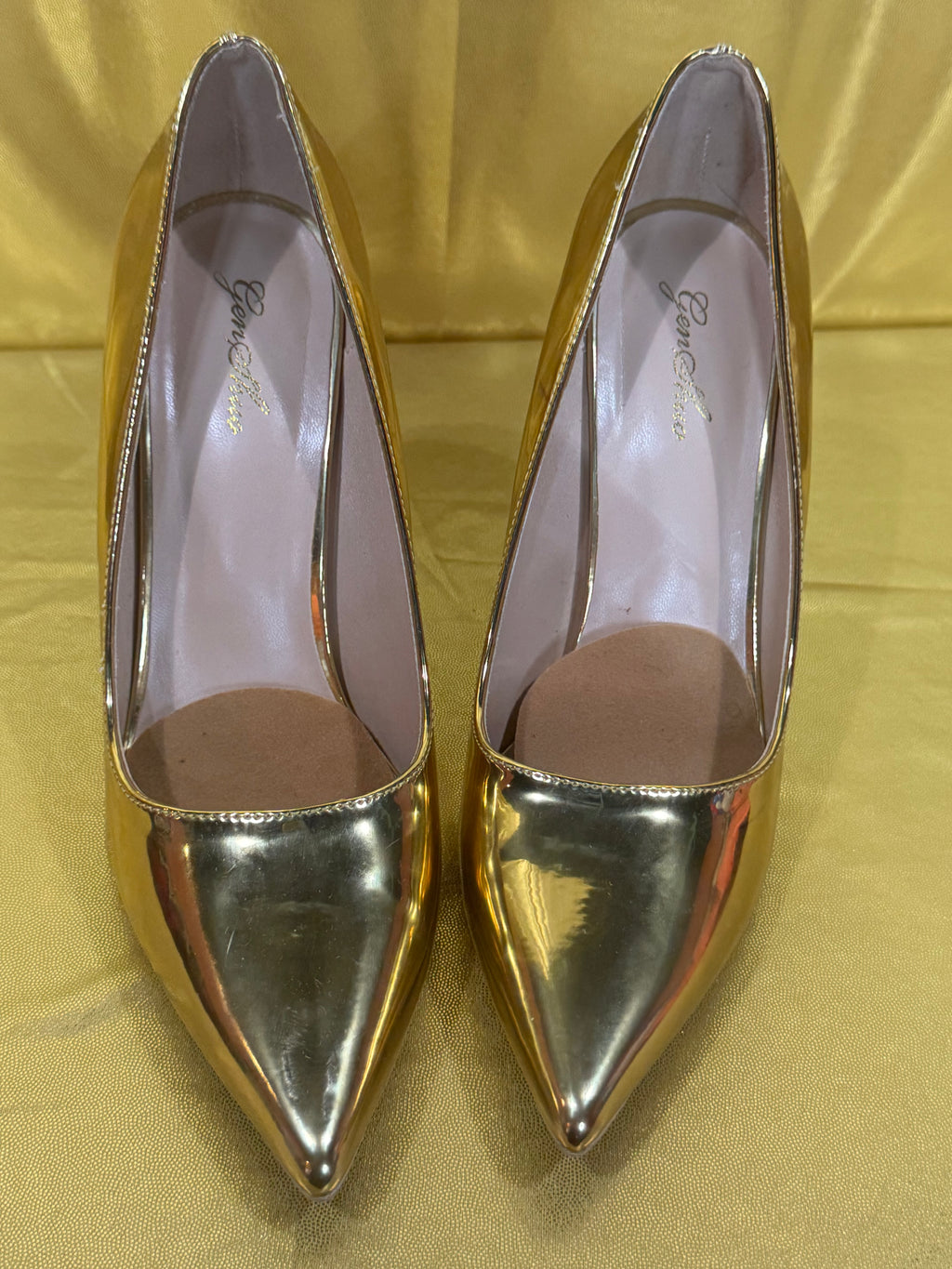 Gen Shuo Metallic Gold Pointed-Toe Stiletto Pumps – Size 9
