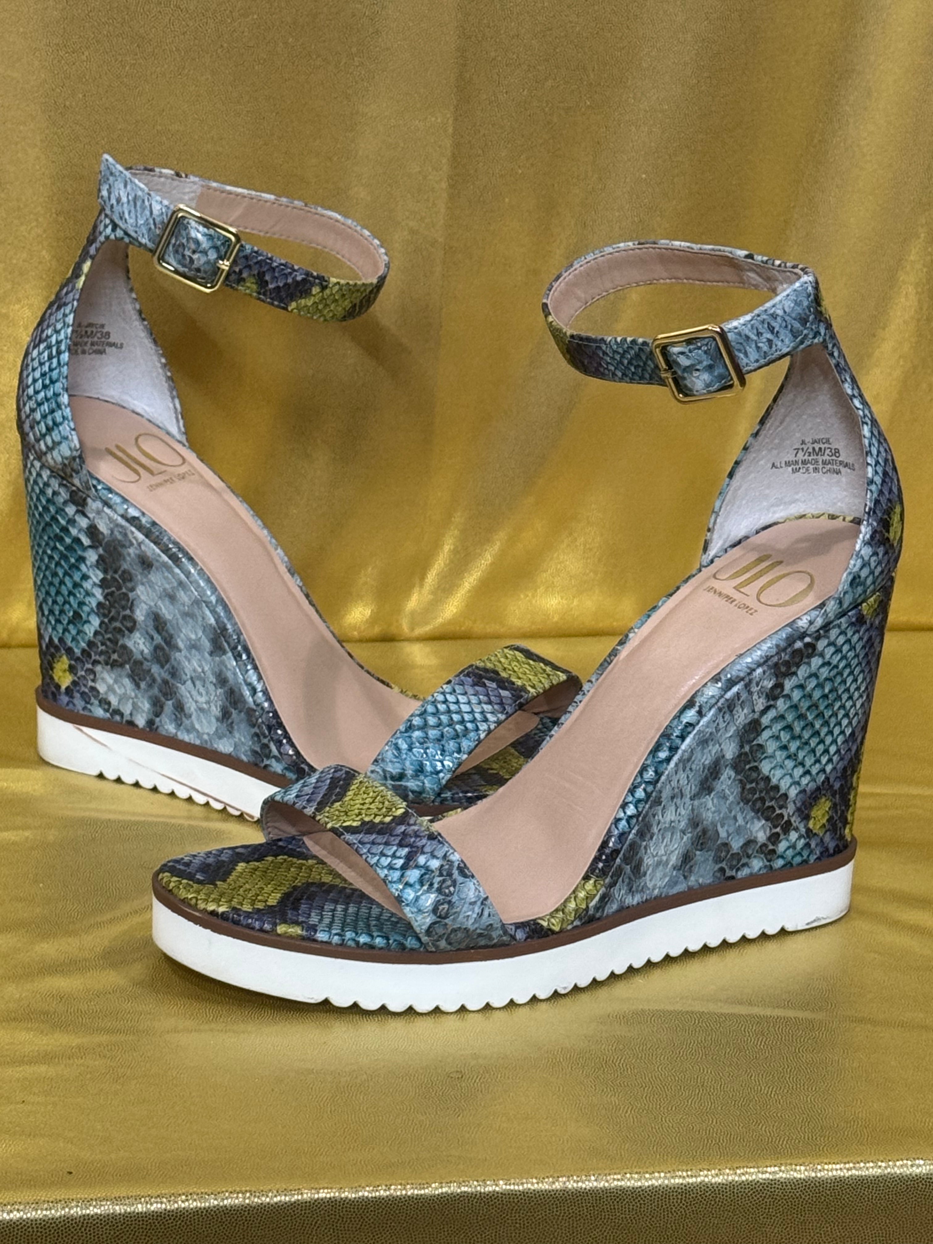 Strut in Style: JLO Jennifer Lopez 'Jaycie' Snakeskin Wedges (Size 7.5)