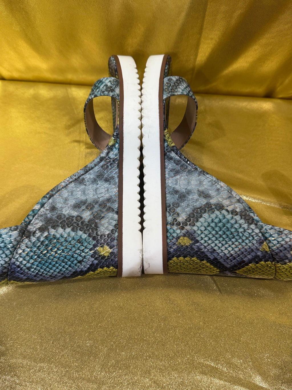 Strut in Style: JLO Jennifer Lopez 'Jaycie' Snakeskin Wedges (Size 7.5)