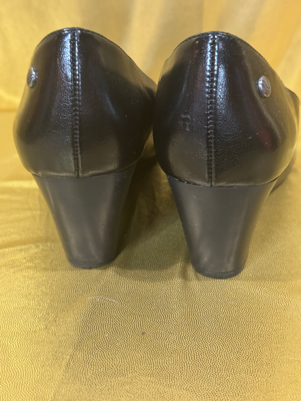 LifeStride Soft System Black Patent Peep-Toe Wedge Pumps – Size 8 Comfort Support