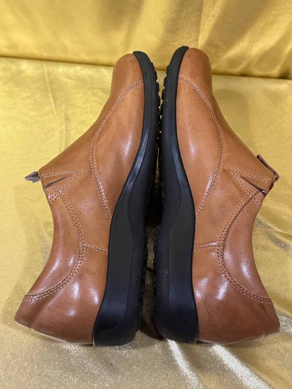 Air Supply Comfort System Size 7.5 Brown Leather Front-Zip Loafers