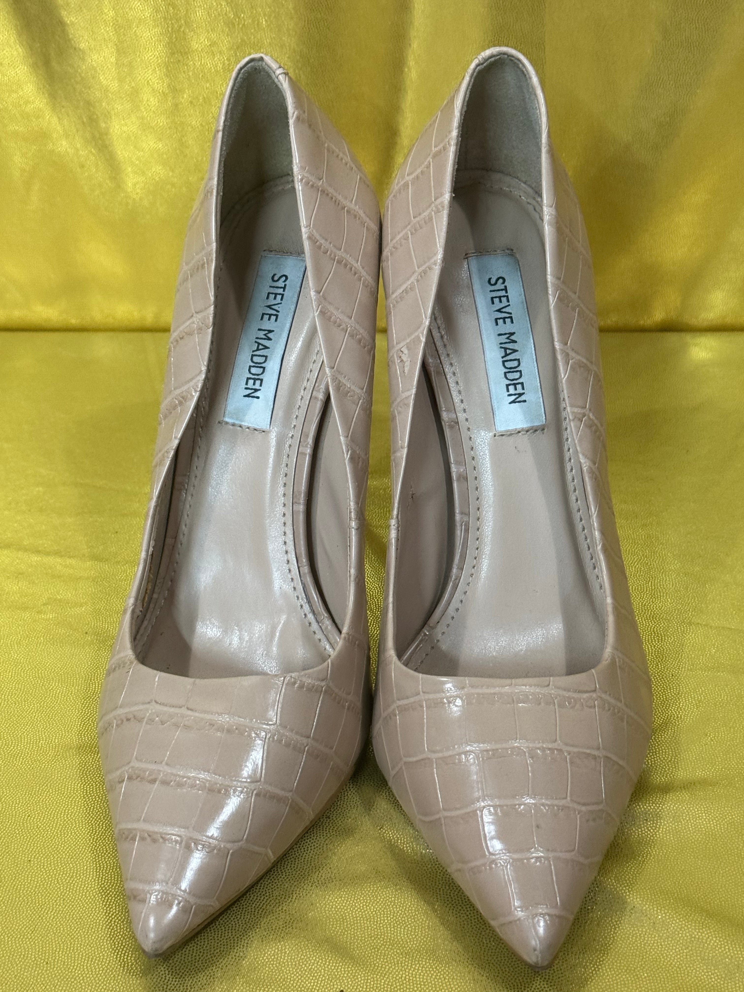 ✨ Steve Madden Vala Croc-Embossed Pointed-Toe Pumps – Nude/Beige, Size 8.5 ✨