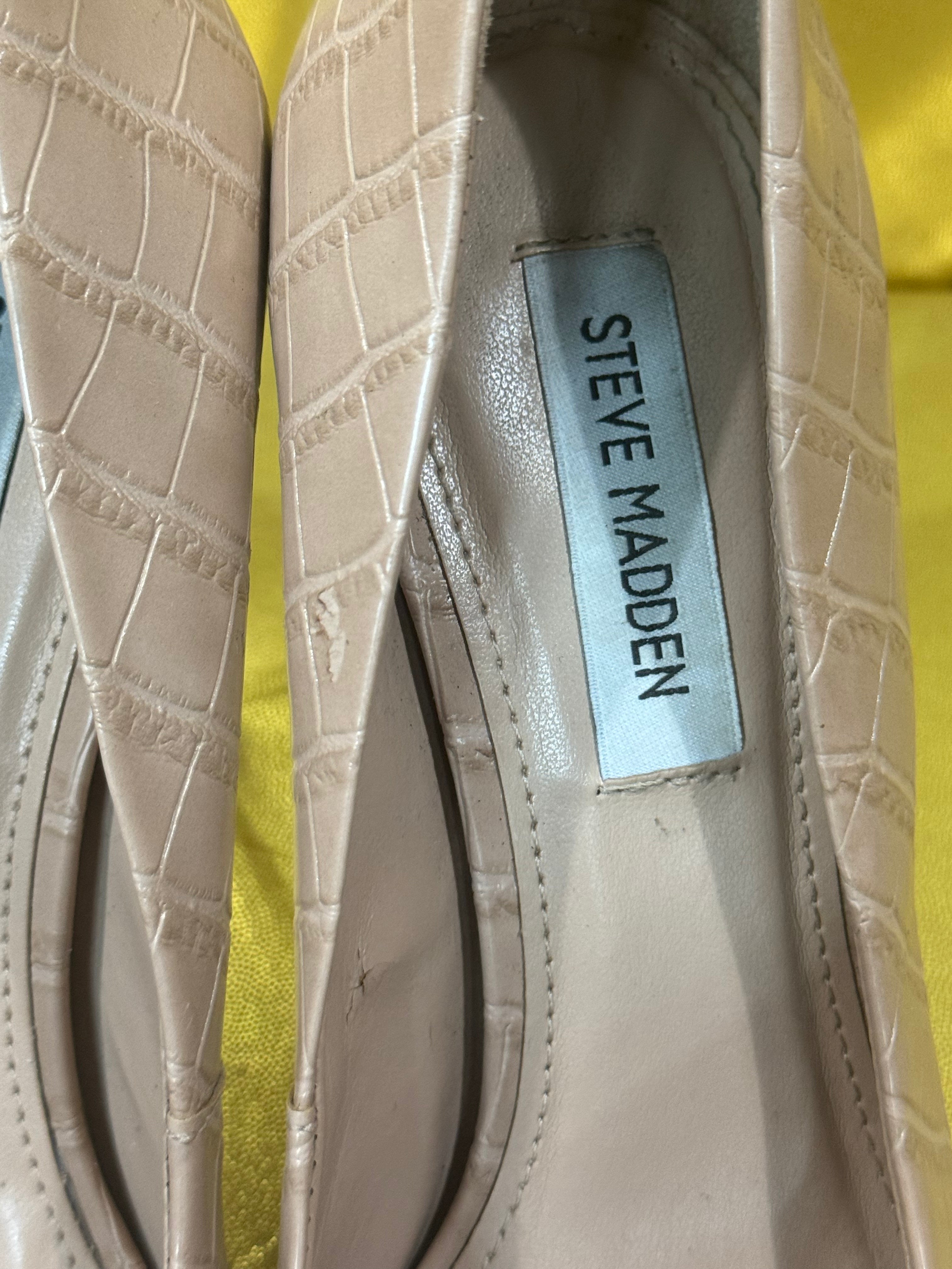 ✨ Steve Madden Vala Croc-Embossed Pointed-Toe Pumps – Nude/Beige, Size 8.5 ✨