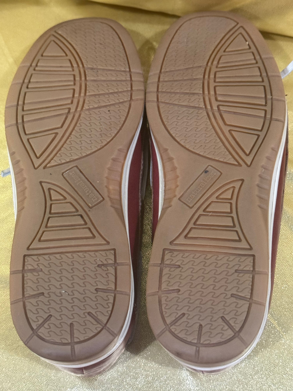 Vintage-Vibe Naturalizer Leather Boat Shoes – Size 7.5