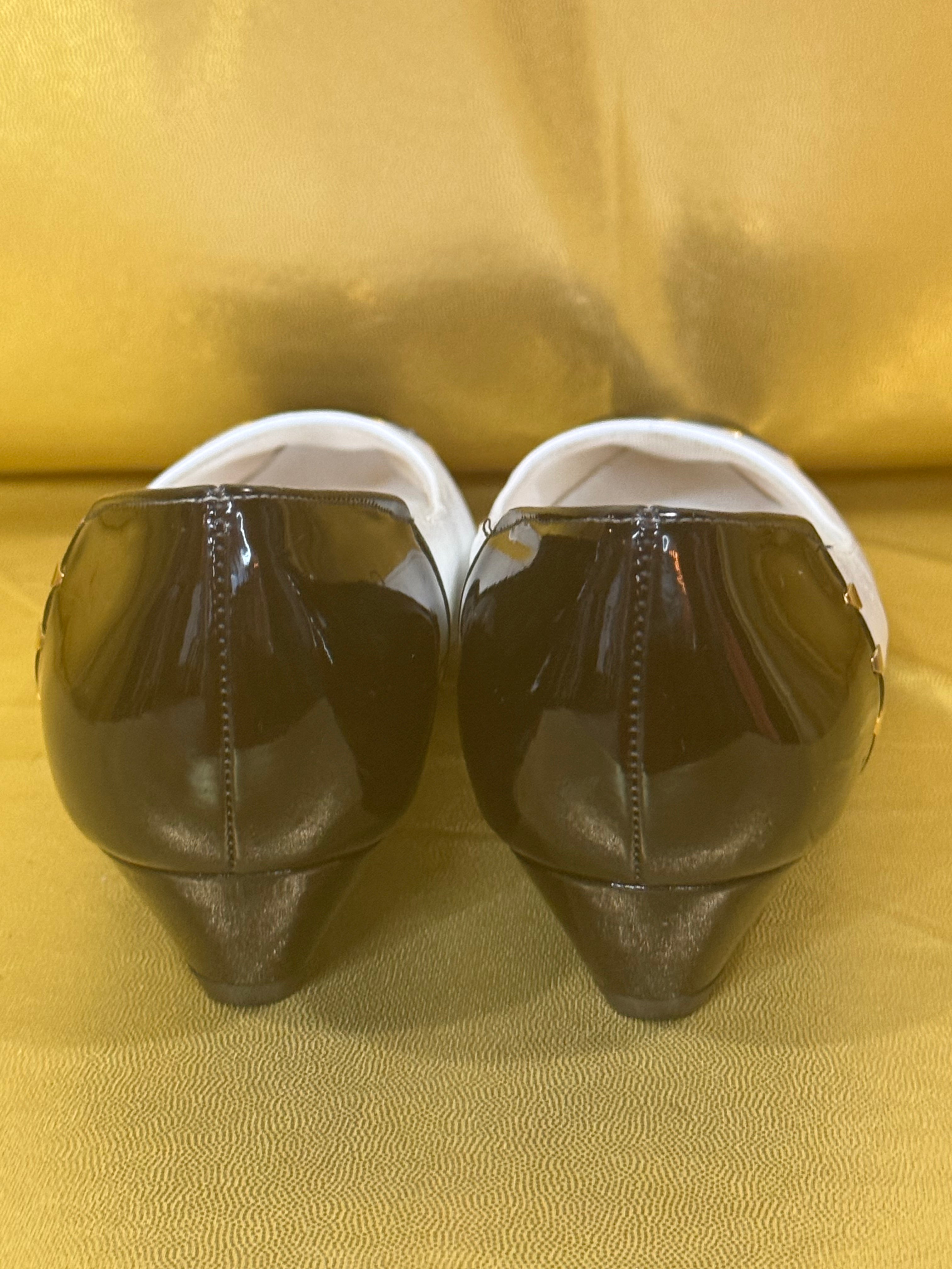 Vintage Selby Comfort Flex Black & White Cap Toe Pumps Size 6B — Made in USA