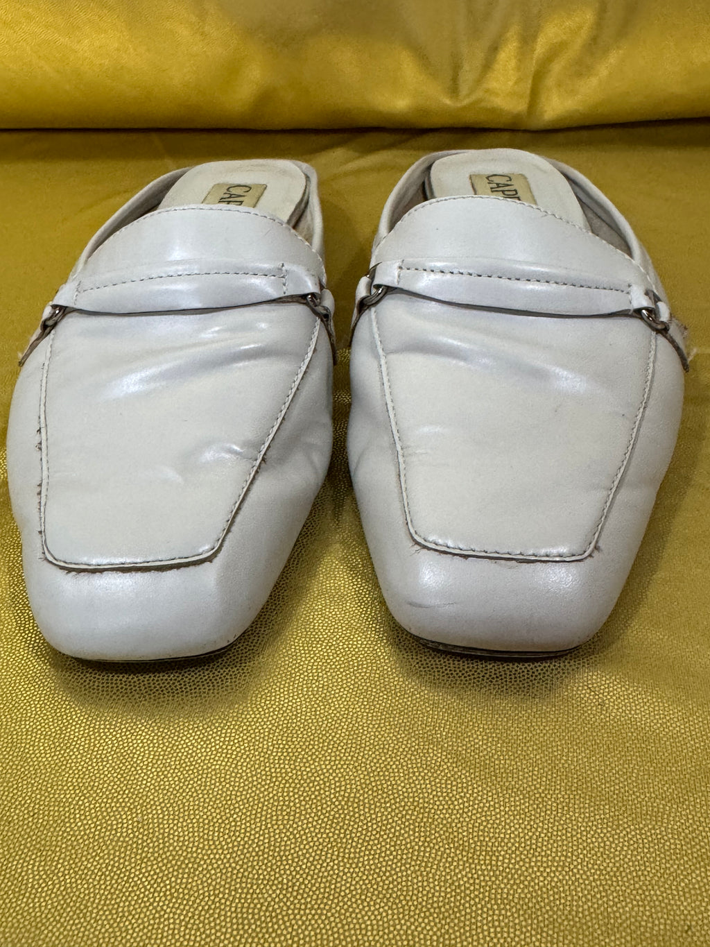 Vintage Capezio "Jenna" Cream Leather Mule Loafers – Size 6.5