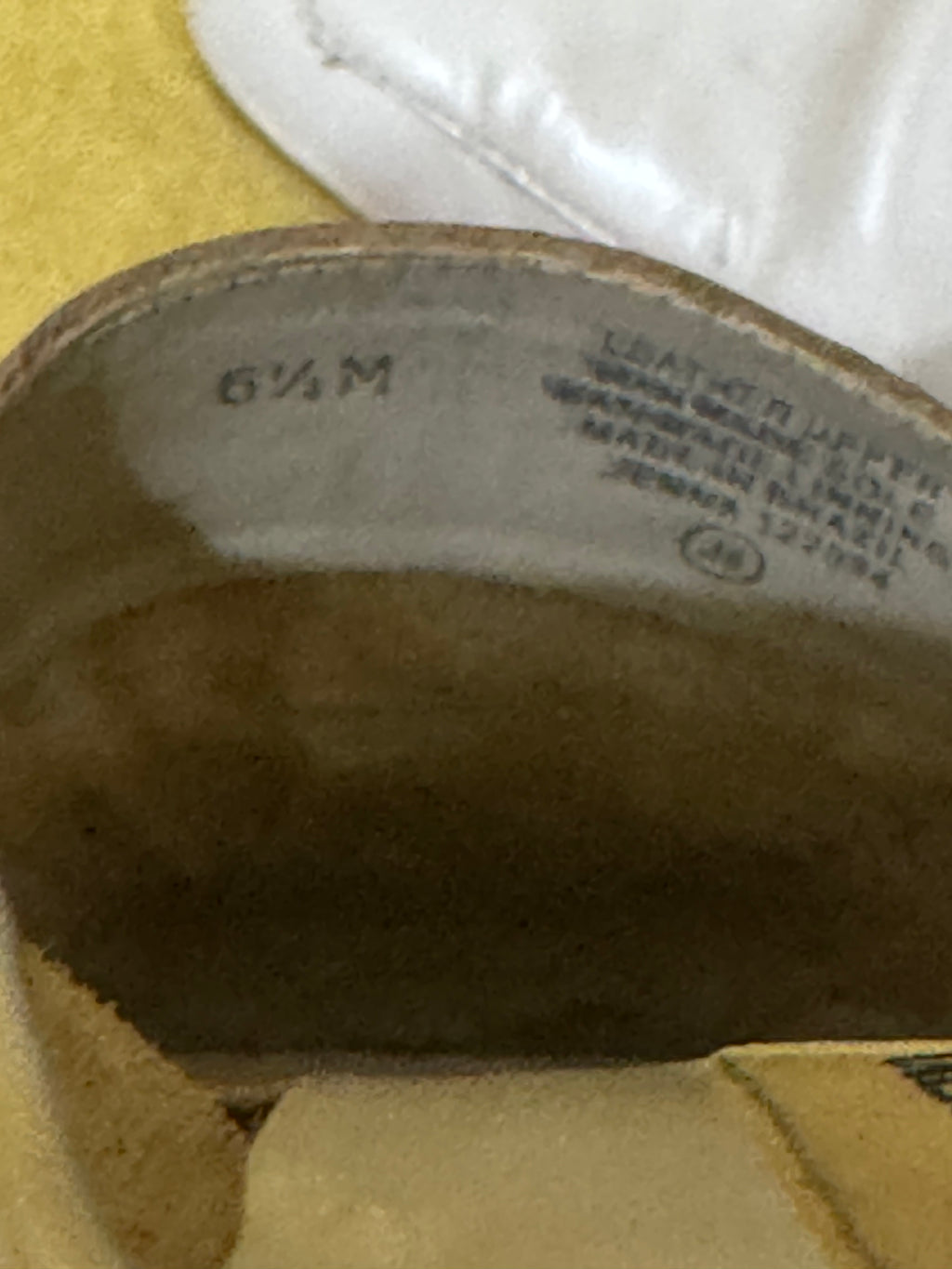 Vintage Capezio "Jenna" Cream Leather Mule Loafers – Size 6.5
