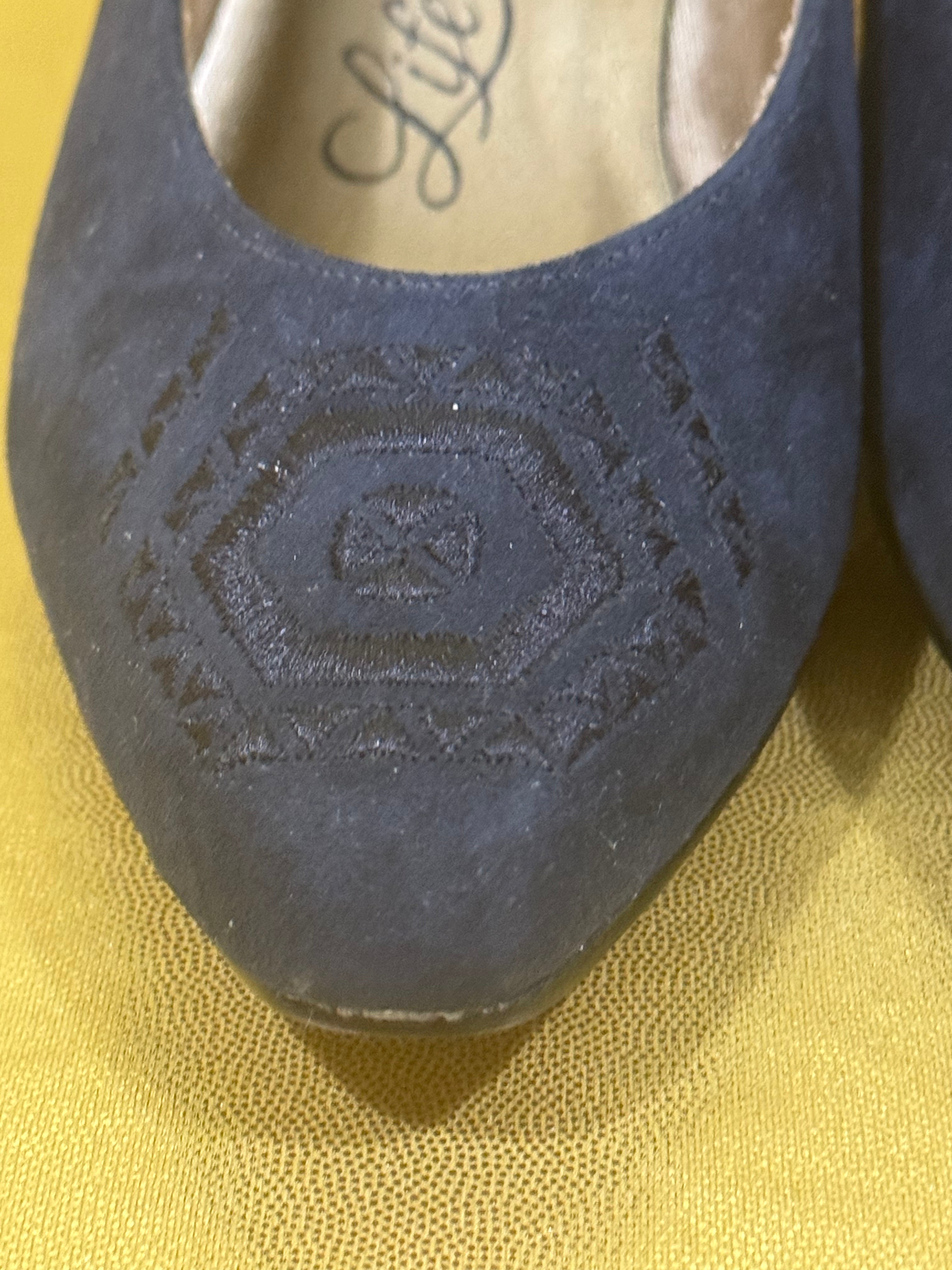 Vintage LifeStride Navy Blue Suede Heels | Embroidered Toe Block Heel | Made in USA | Size 7
