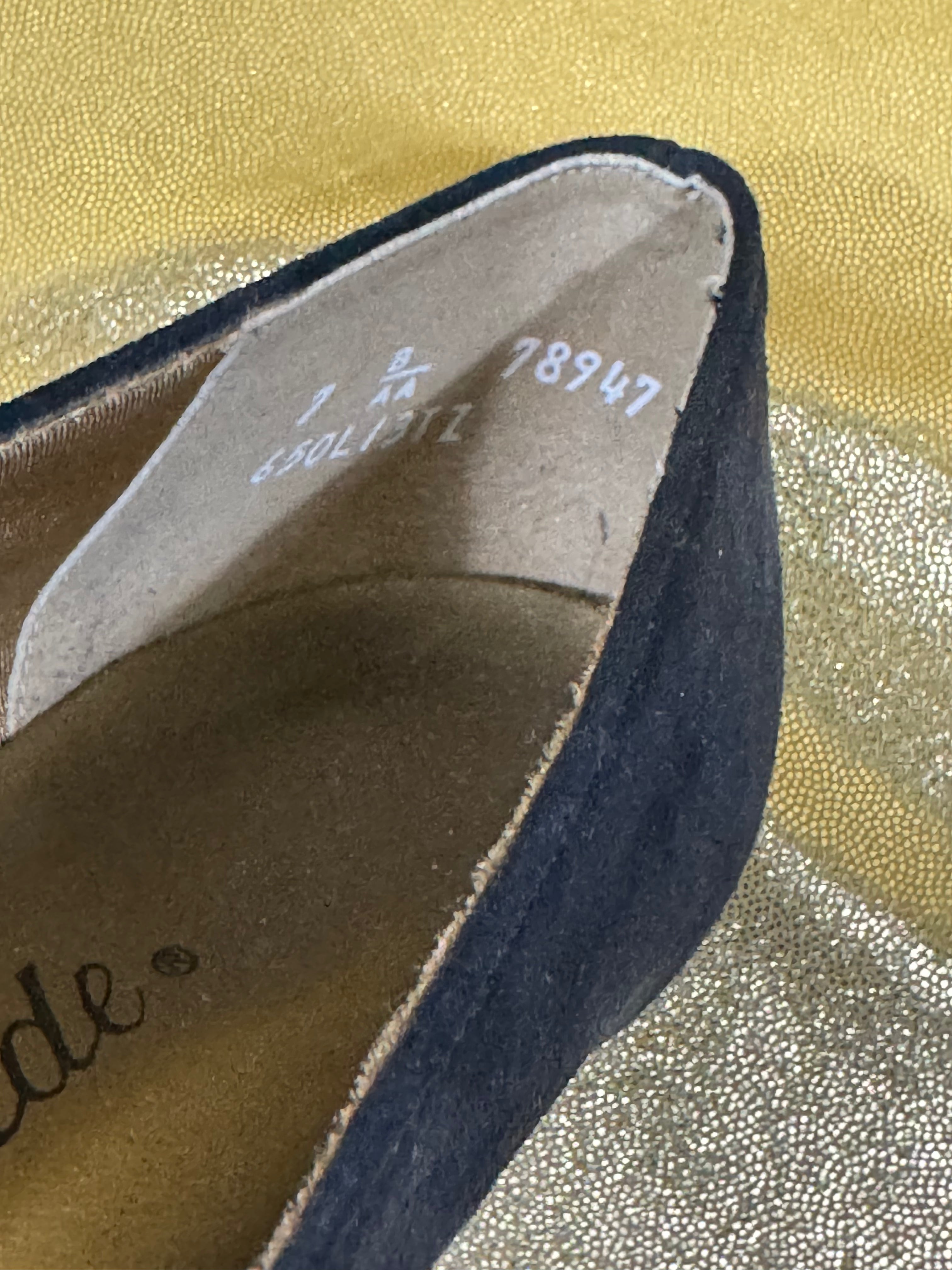Vintage LifeStride Navy Blue Suede Heels | Embroidered Toe Block Heel | Made in USA | Size 7