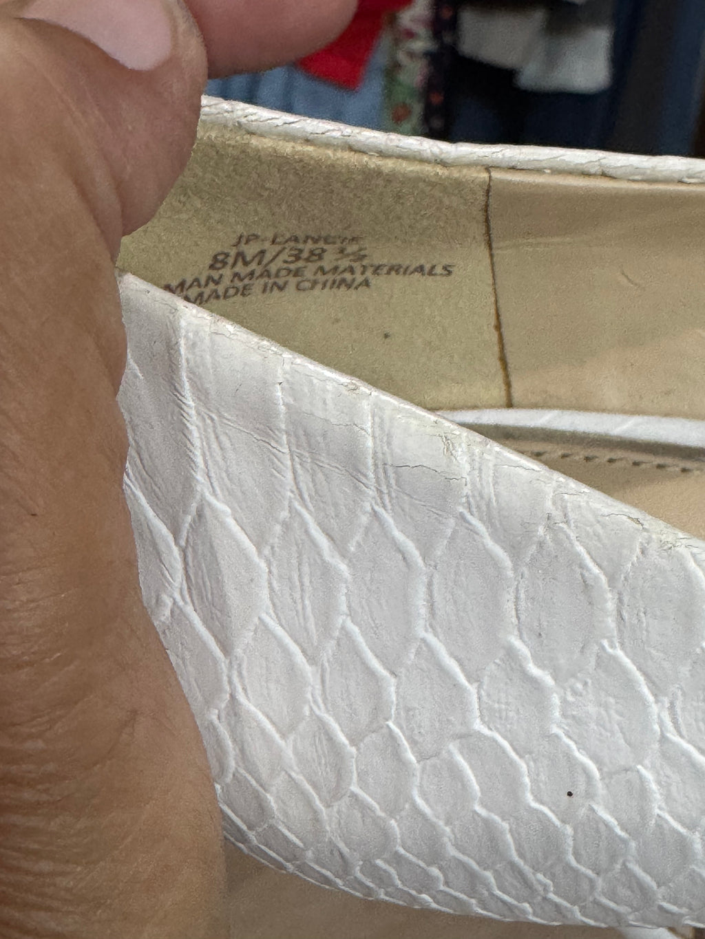 Jessica Simpson JP-Lancie White Snake-Embossed Pointed Toe Pumps — Size 8M / 38.5