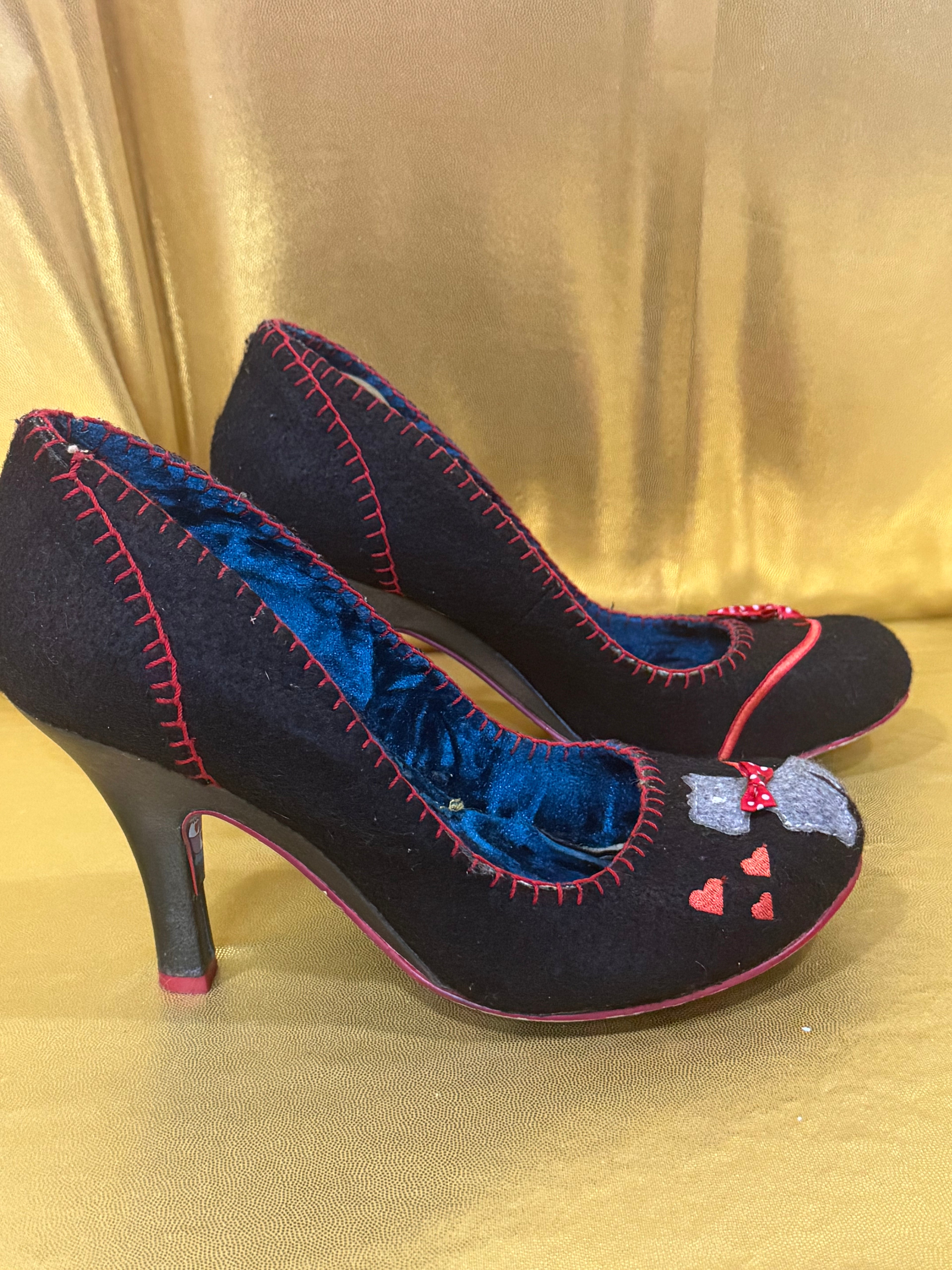 Rare VTG Irregular Choice "Iconic Scottie" Black Felt Dog Heels — Size US 7.5 (EU 38)