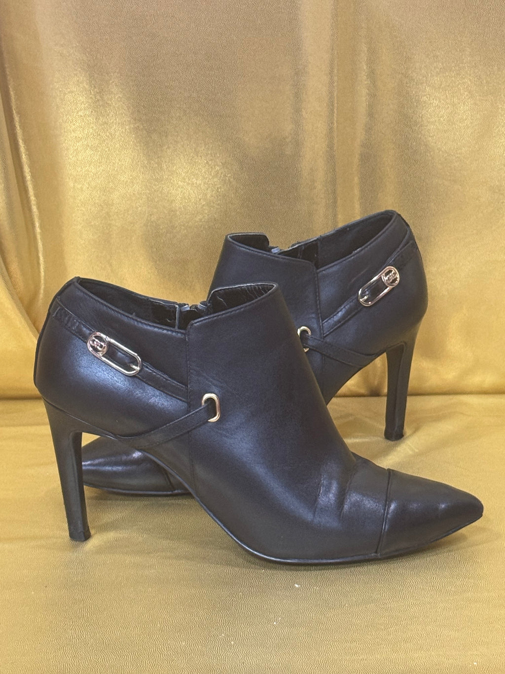 Cole Haan Yasmine Leather Shootie Ankle Boots Black Stiletto Heel Size 6B