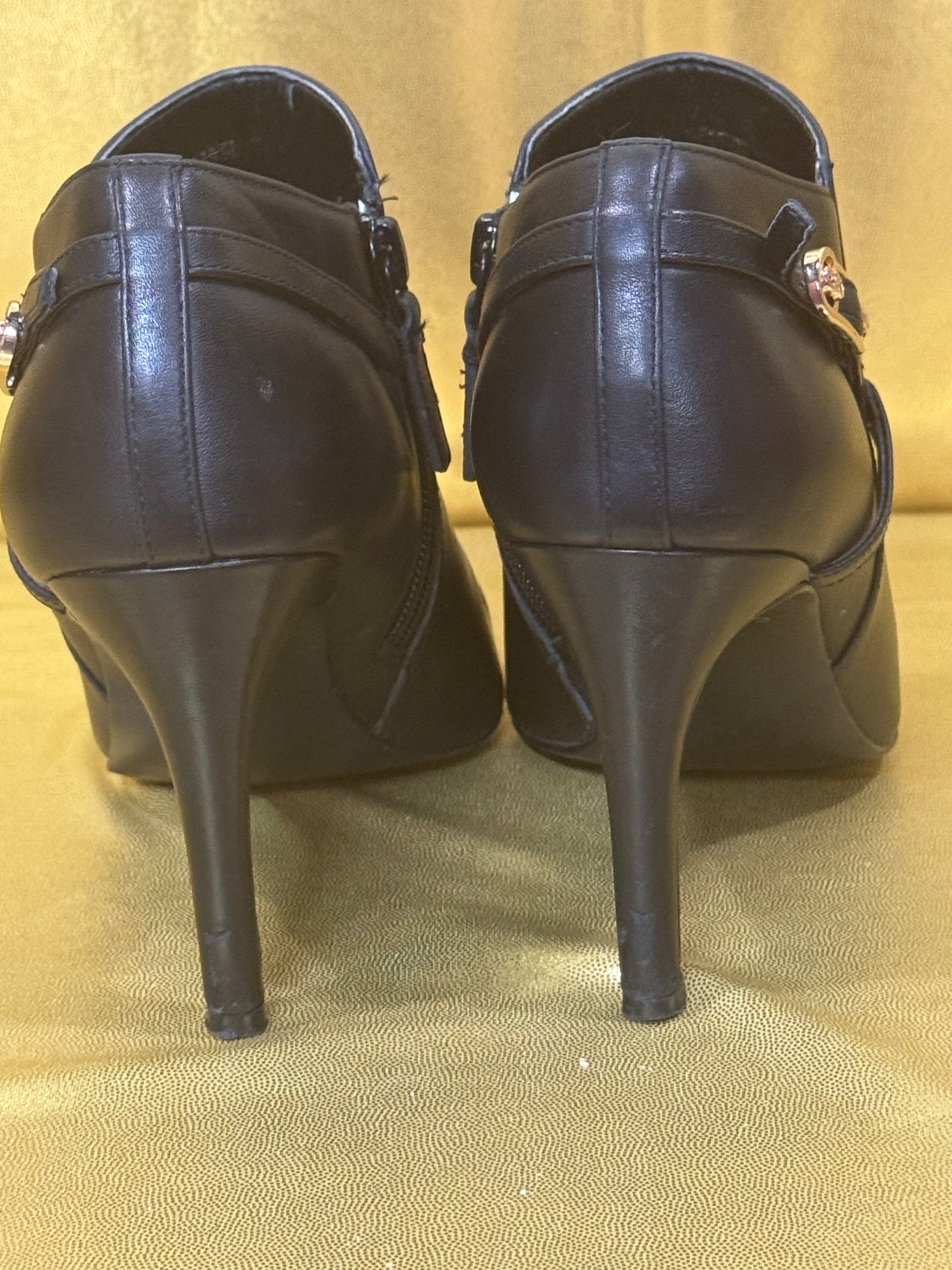 Cole Haan Yasmine Leather Shootie Ankle Boots Black Stiletto Heel Size 6B