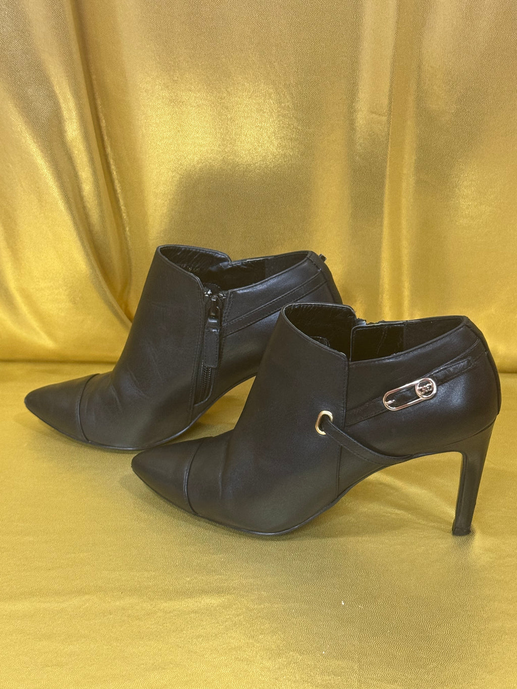 Cole Haan Yasmine Leather Shootie Ankle Boots Black Stiletto Heel Size 6B