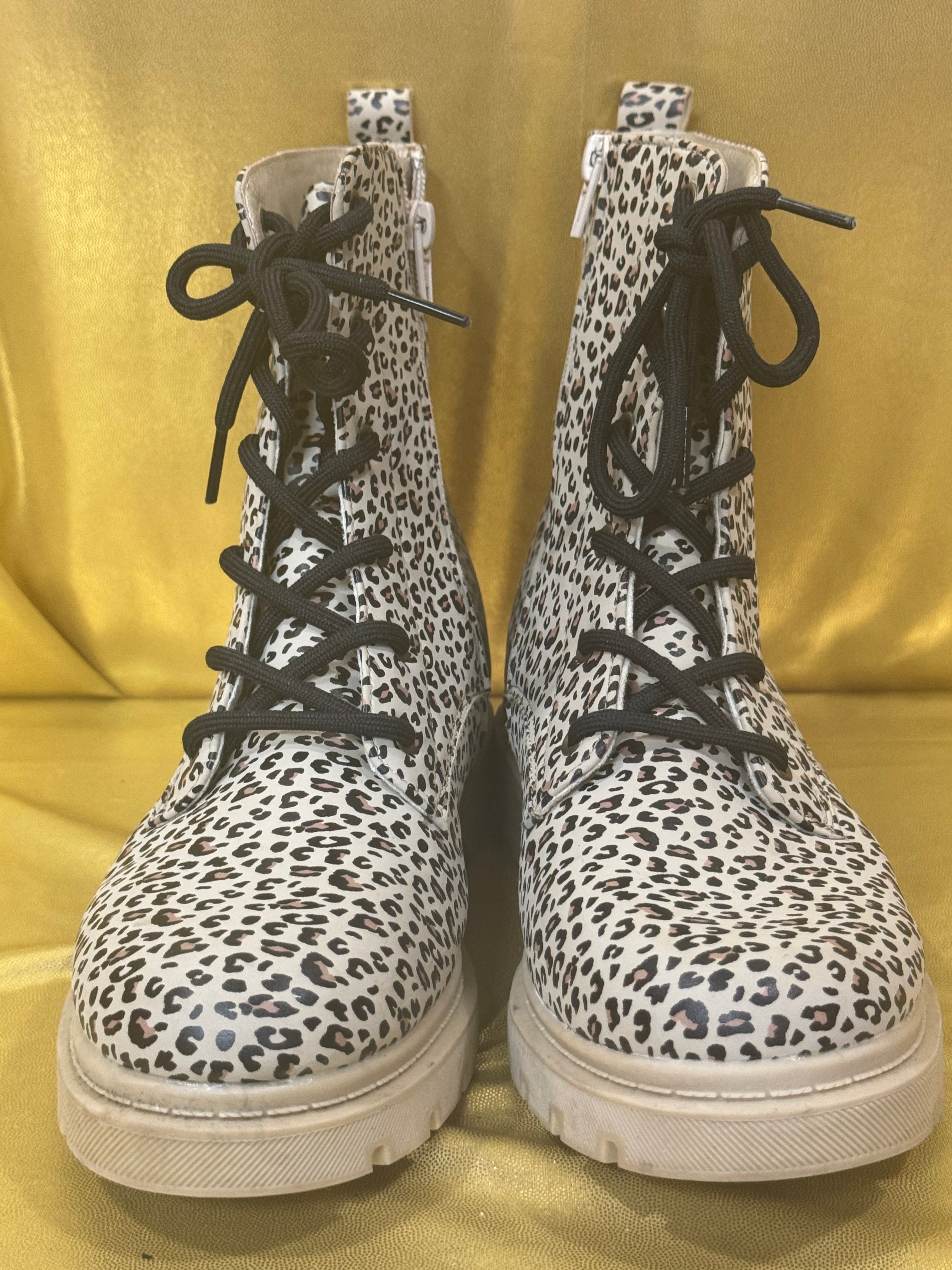🐾 Wild & Stylish: Serra Cheetah Print Combat Boots - Size 7