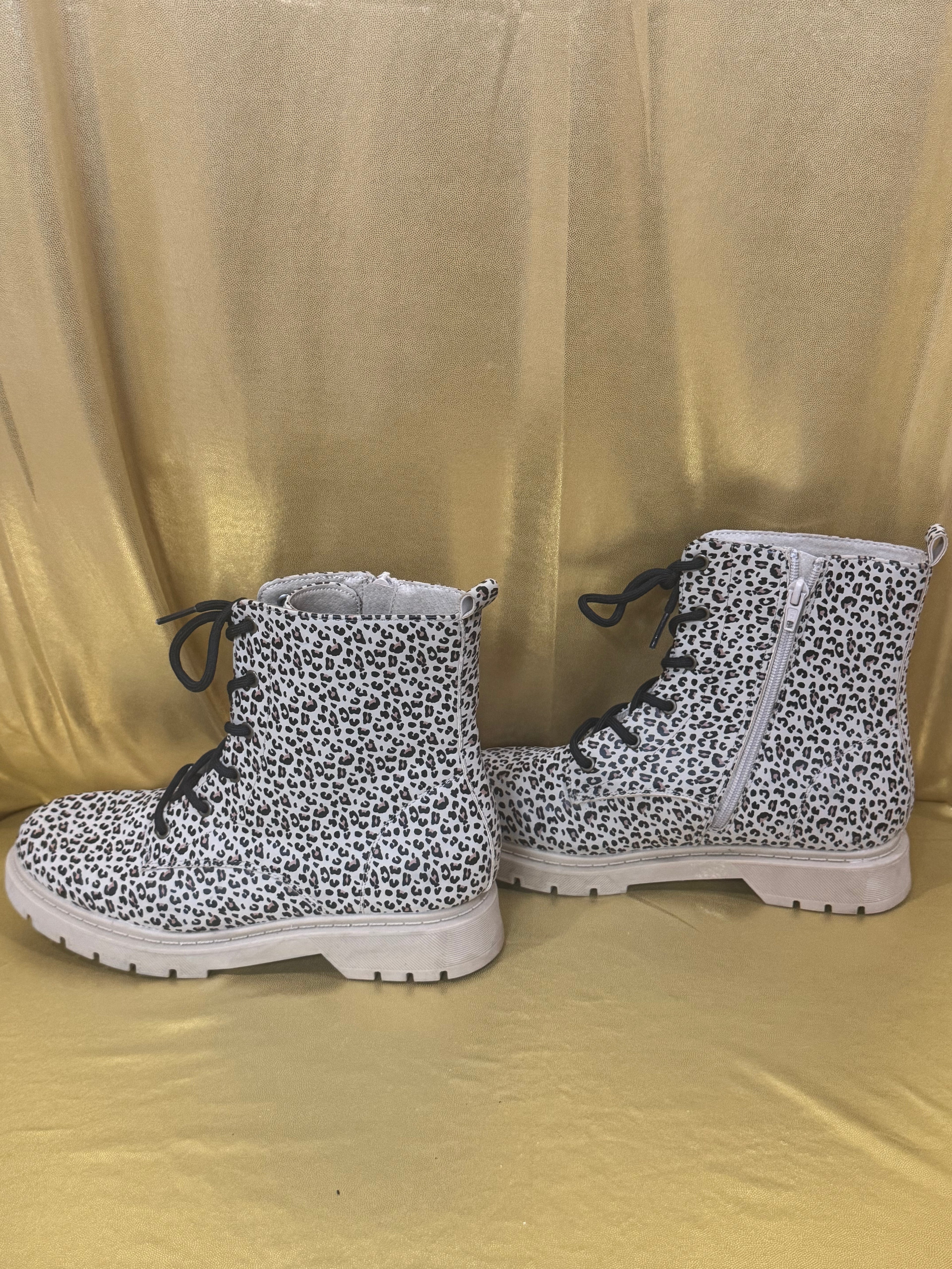 🐾 Wild & Stylish: Serra Cheetah Print Combat Boots - Size 7