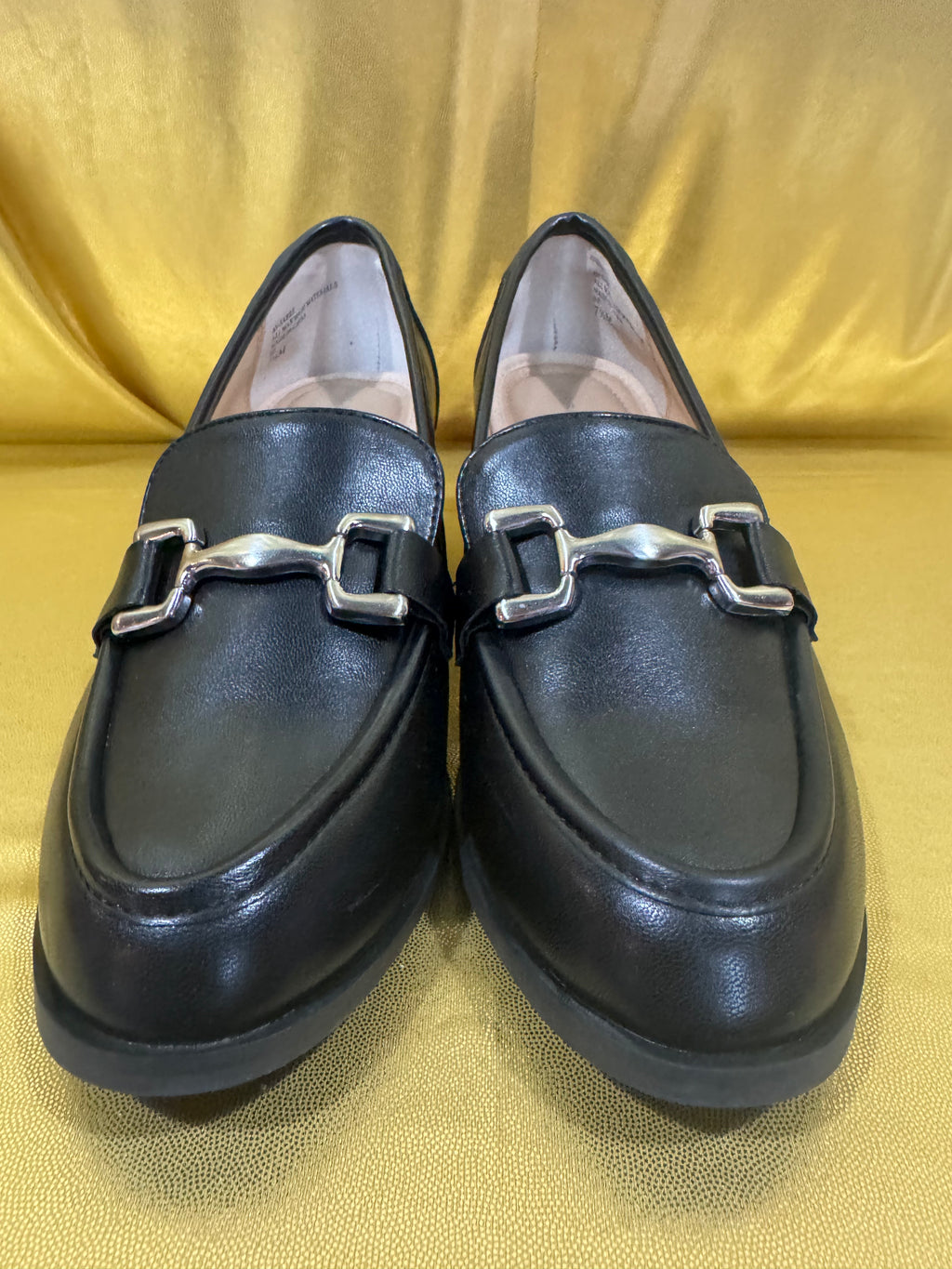 Adrienne Vittadini Black Leather Heeled Loafers with Silver Bit Detail - Size 7.5