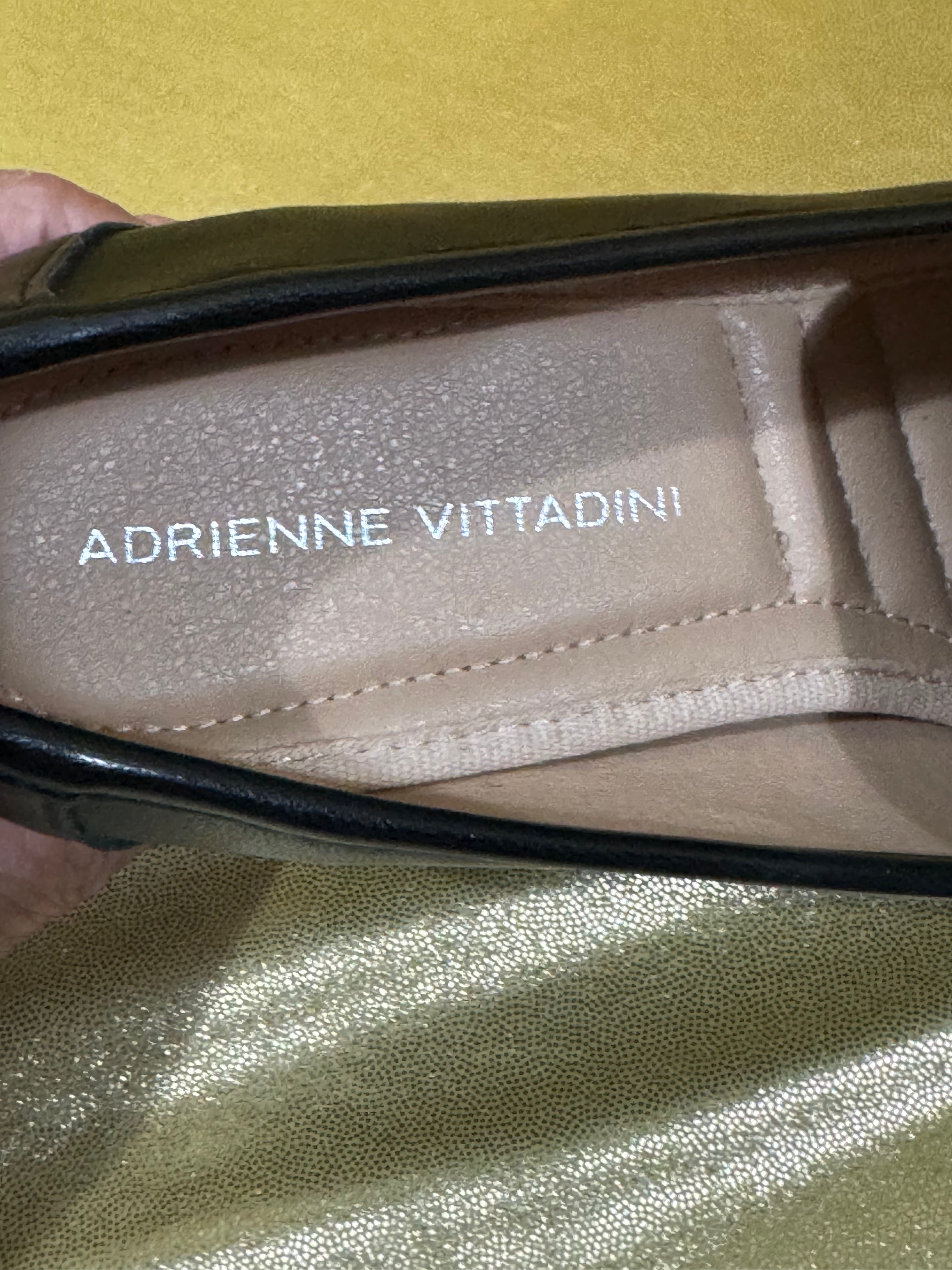 Adrienne Vittadini Black Leather Heeled Loafers with Silver Bit Detail - Size 7.5
