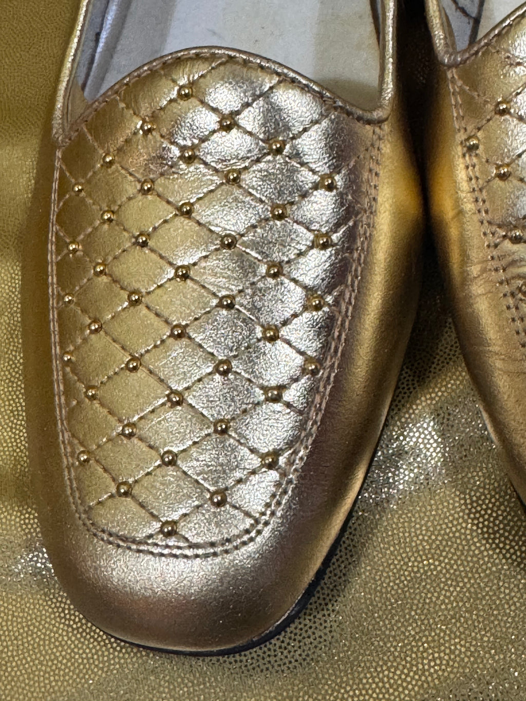Easy Spirit Barbie Metallic Gold Quilted Leather Loafers - Size 6