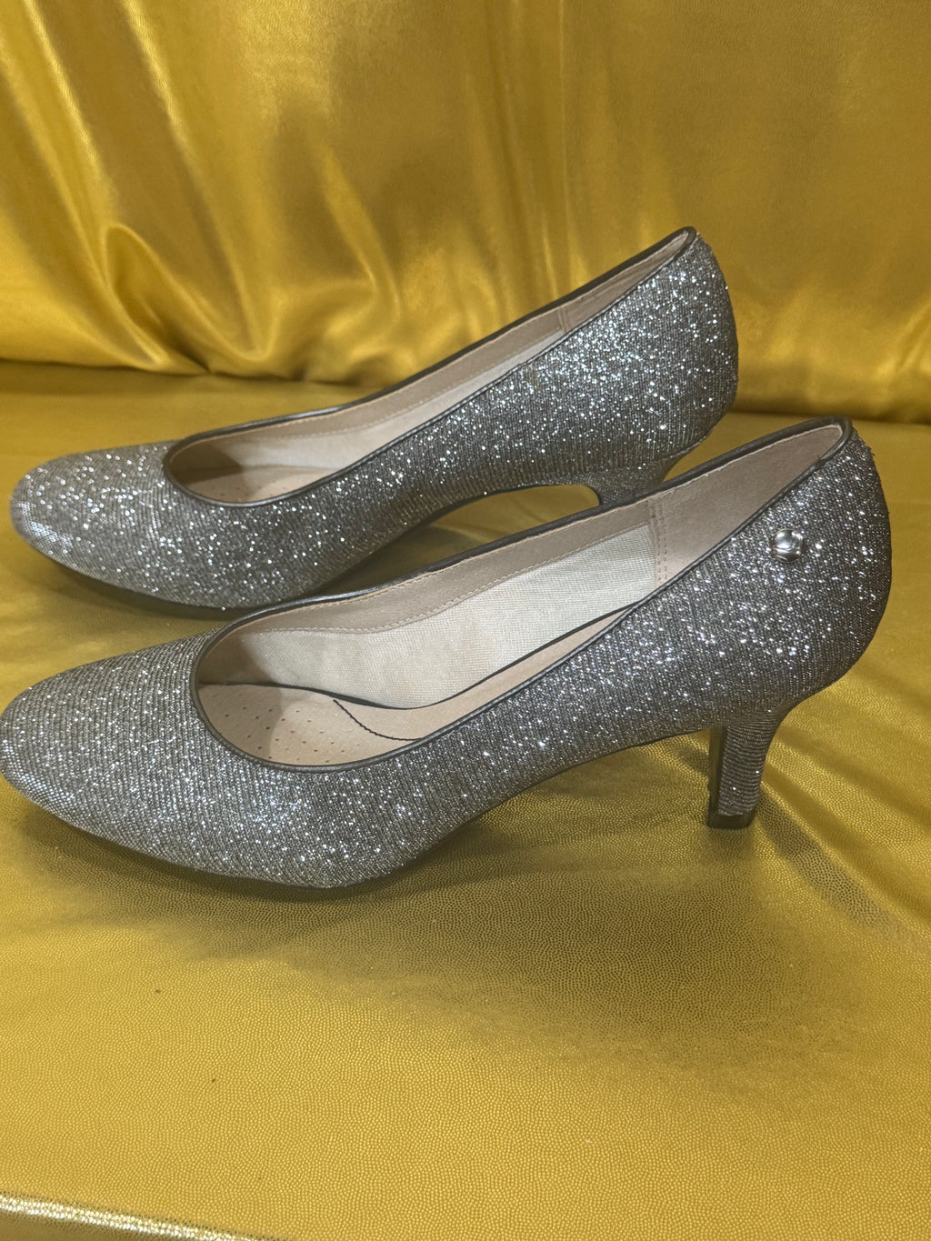 LifeStride Parigi Silver Glitter Classic Pumps | Size 9M | Comfort Insole