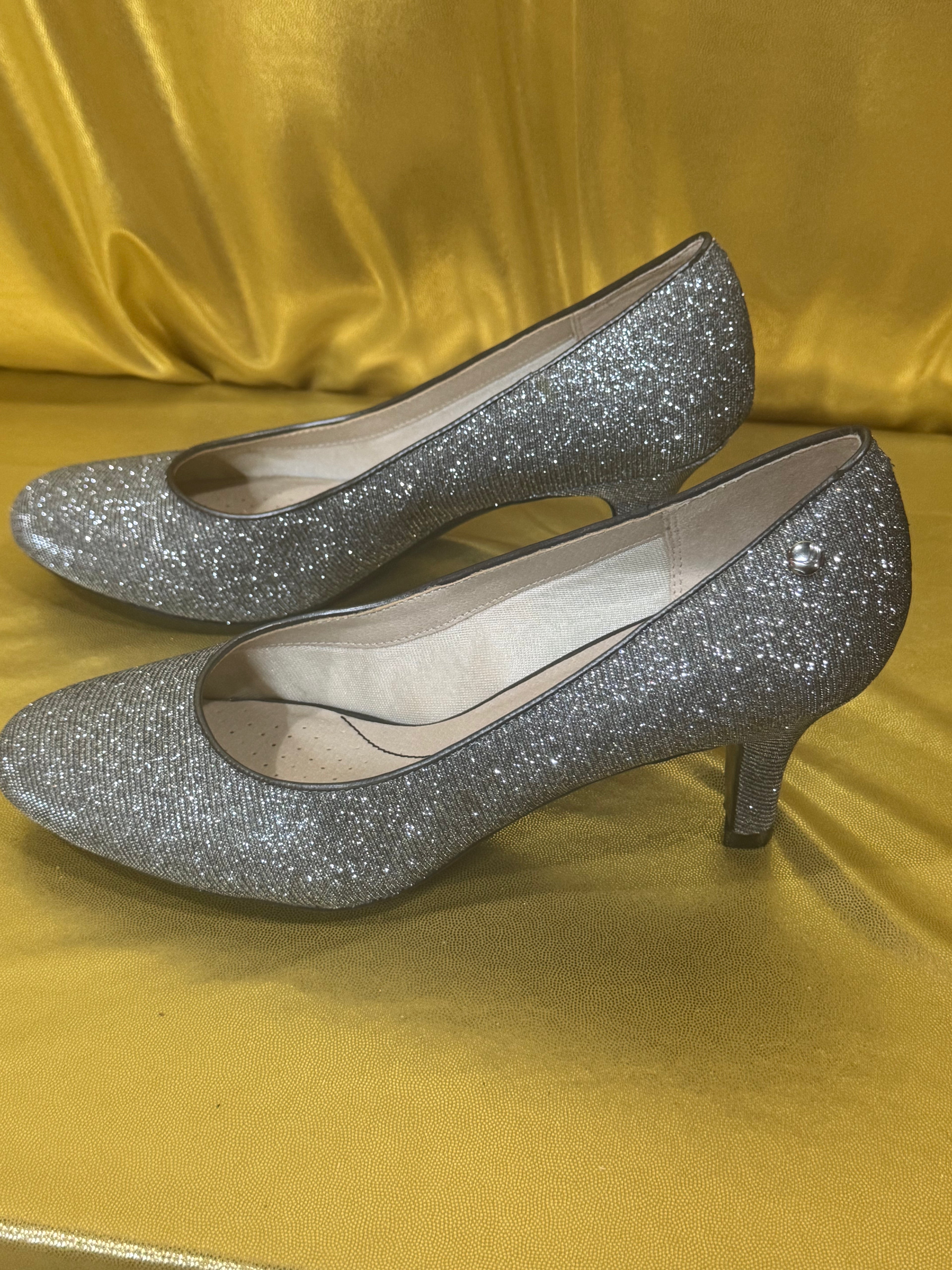 LifeStride Parigi Silver Glitter Classic Pumps | Size 9M | Comfort Insole