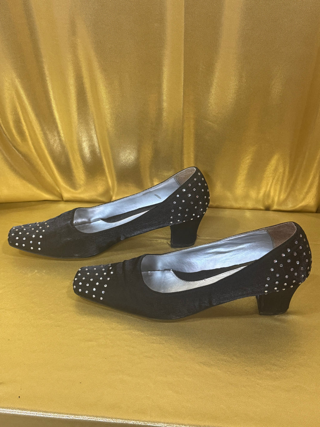 Wild Rose Black Satin Rhinestone Studded Block Heel Pumps Size 11