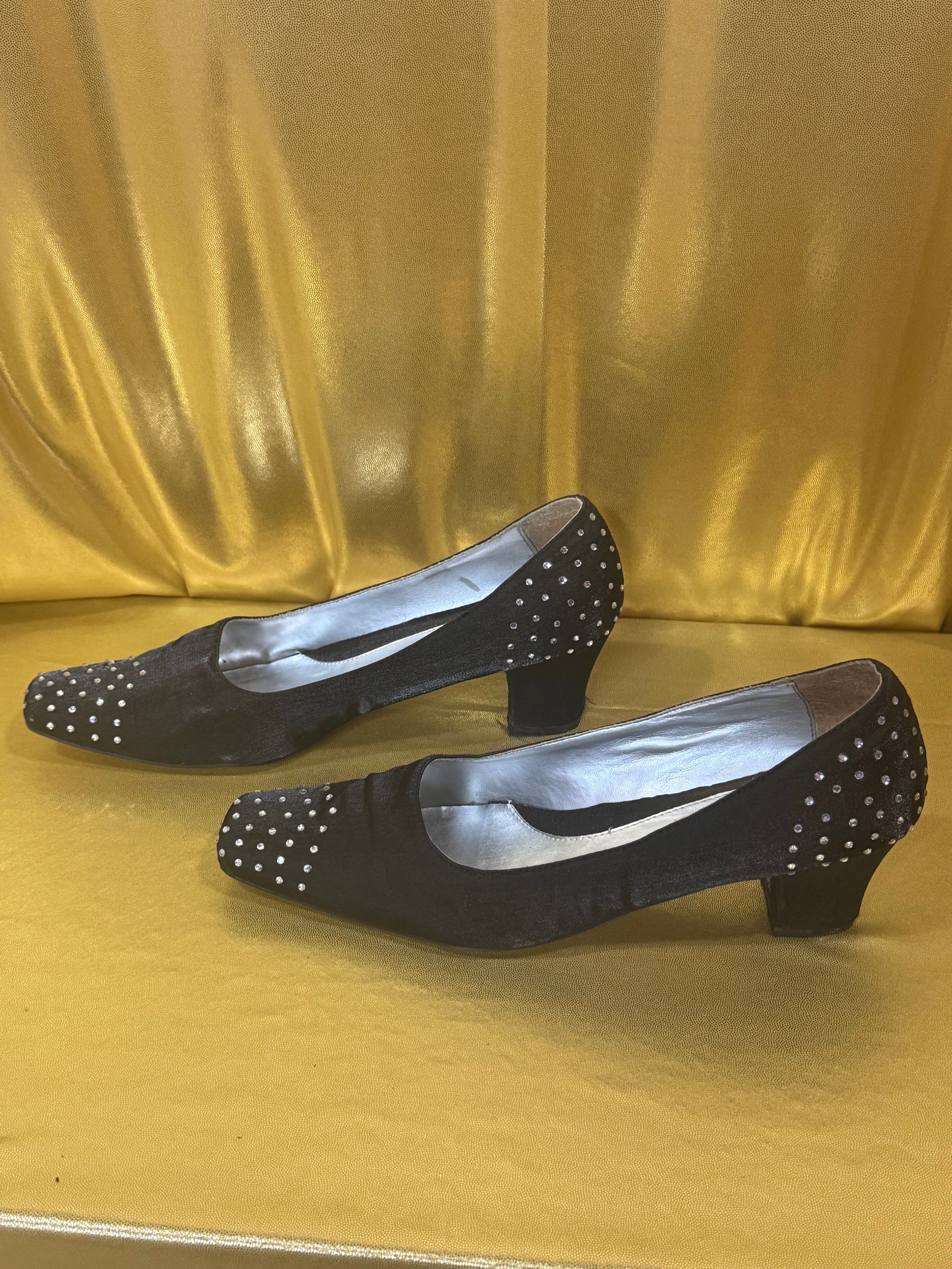 Wild Rose Black Satin Rhinestone Studded Block Heel Pumps Size 11