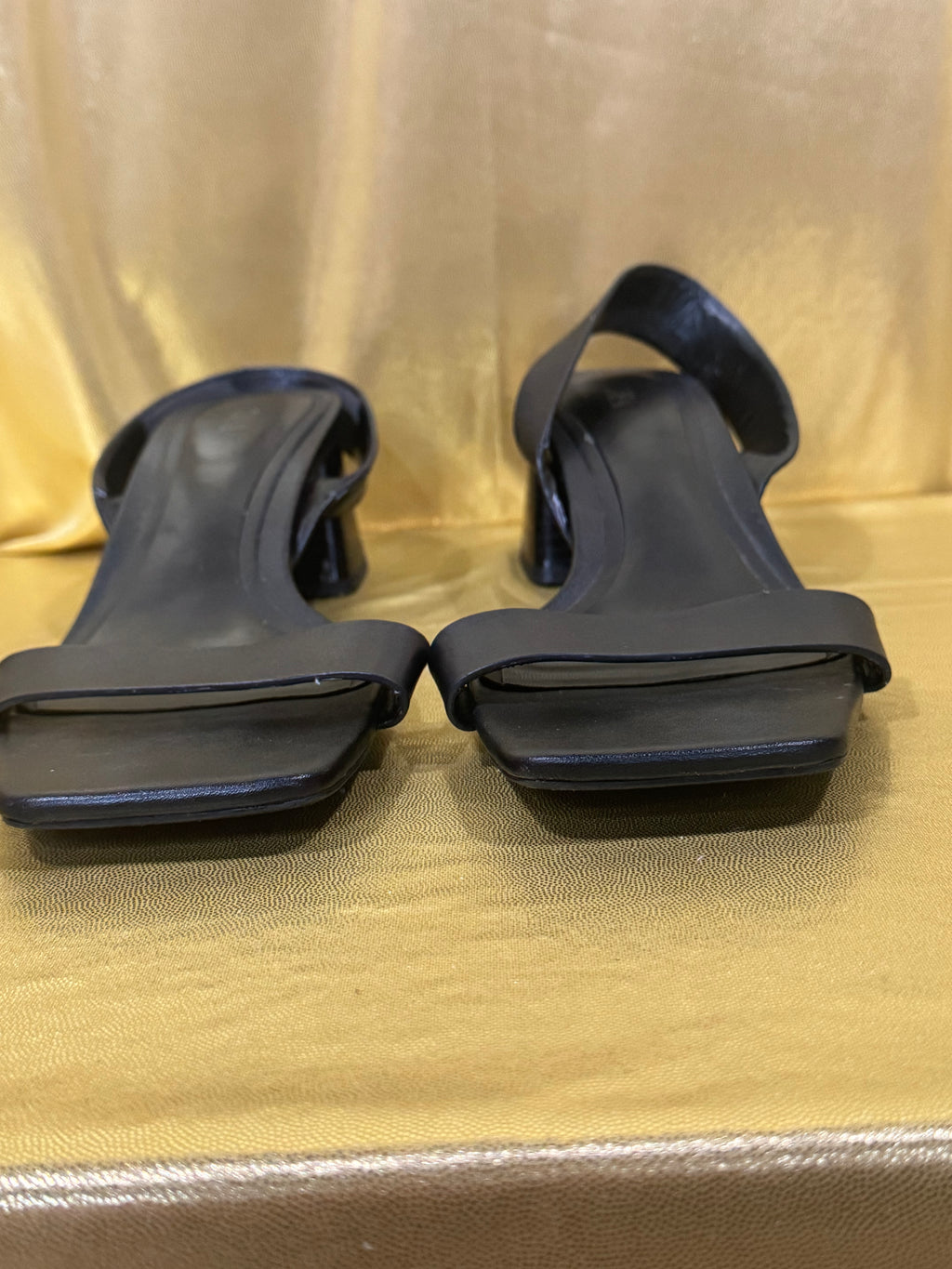 Zara Black Square-Toe Block-Heel Sandals – Size 40
