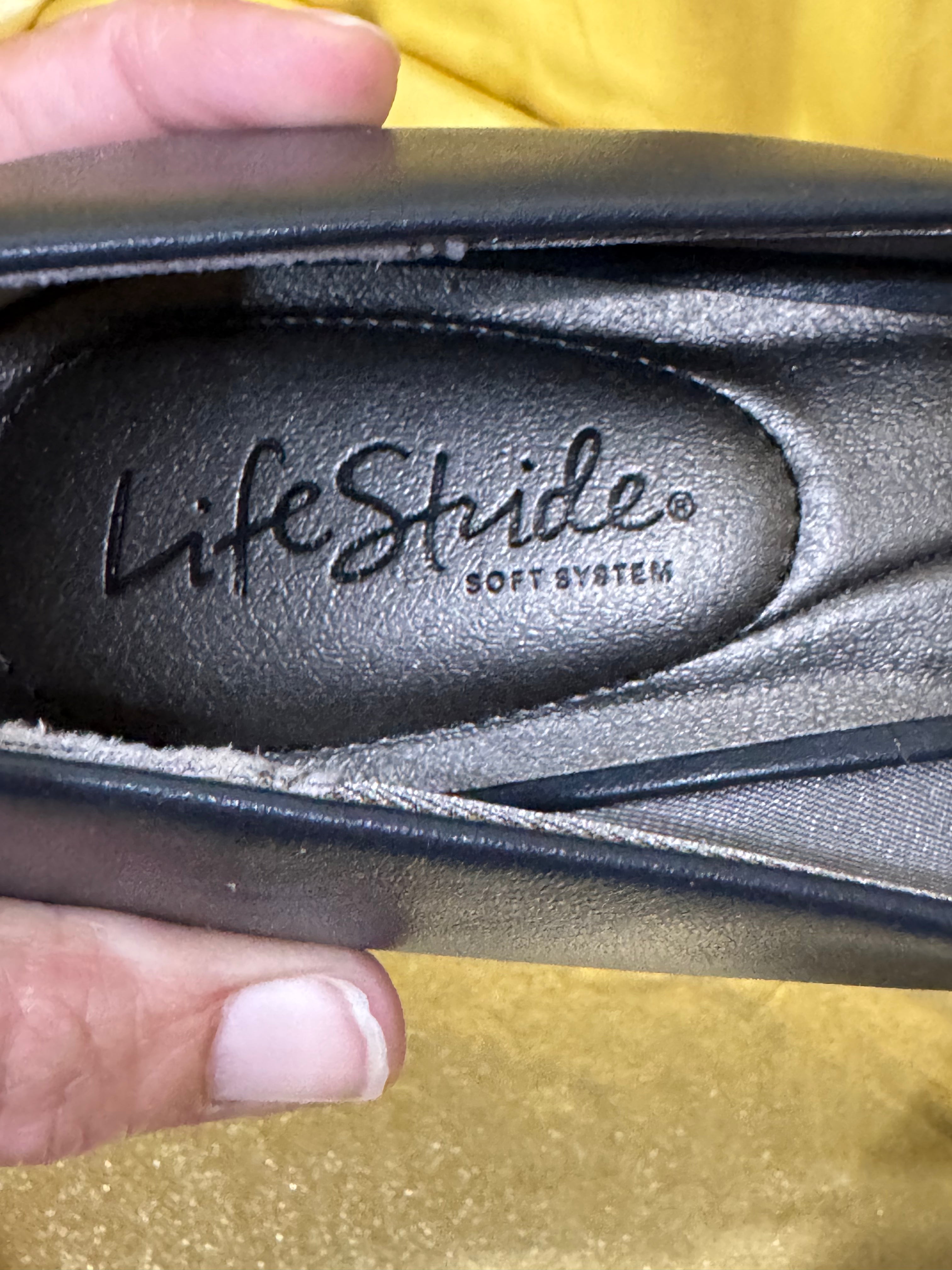 NWT LifeStride Parigi Women's Pumps - Dark Navy Blue - Size 10 (Brand New!)