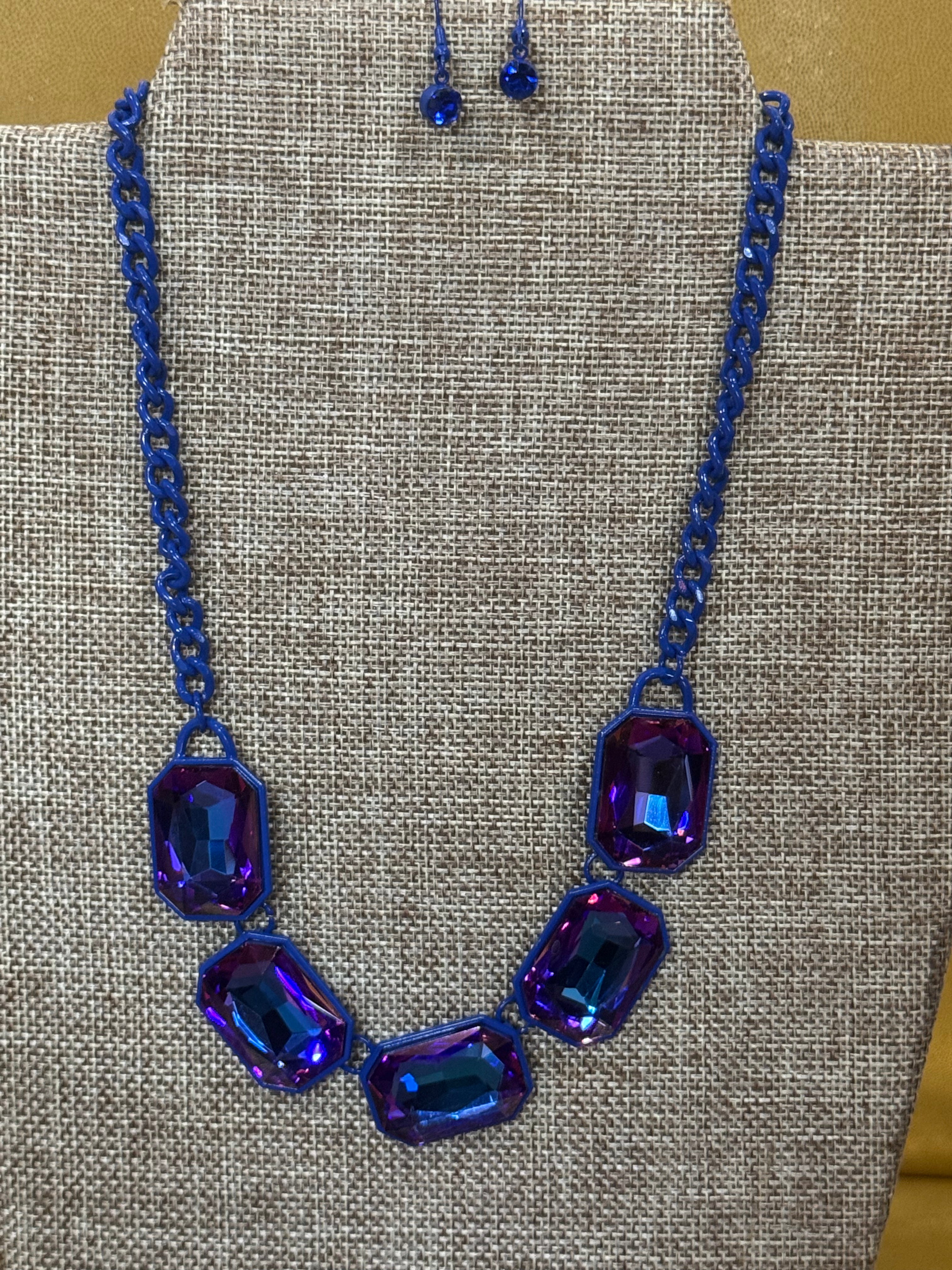 Paparazzi "Emerald City Couture" Blue & Purple UV Shimmer Statement Necklace Set