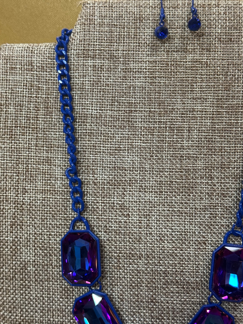 Paparazzi "Emerald City Couture" Blue & Purple UV Shimmer Statement Necklace Set