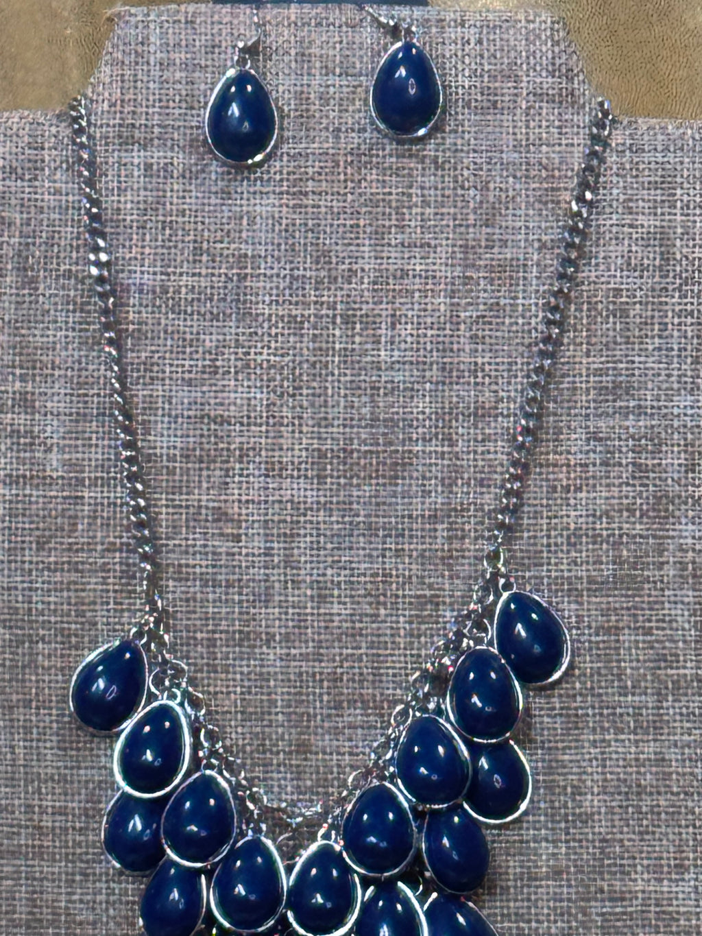 NWT Paparazzi "Shop 'Til You Teardrop" Navy Blue Statement Necklace & Earrings Set