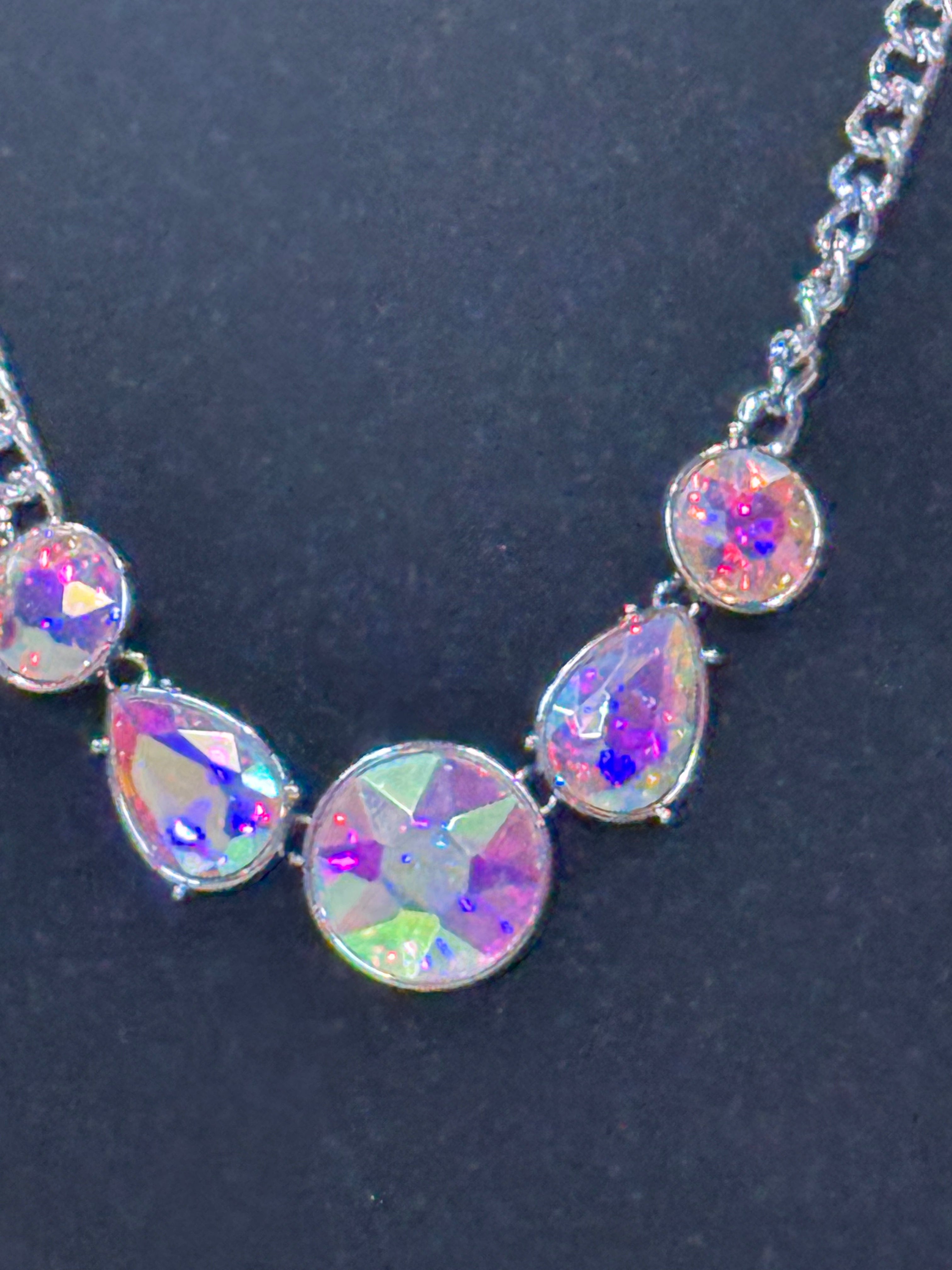 Paparazzi "All The World's My Stage" Iridescent Oil Spill Statement Necklace Set