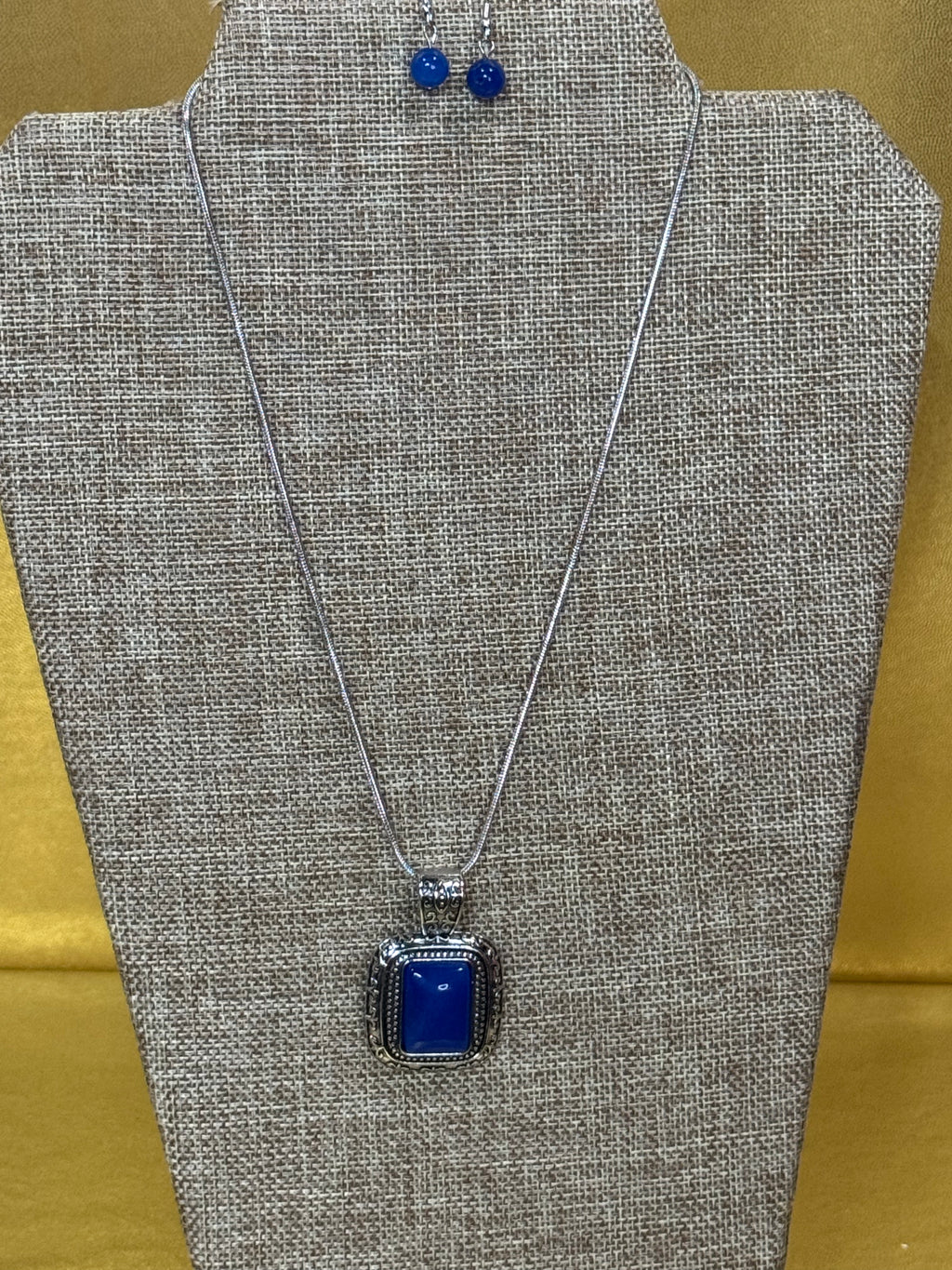 ✨ Paparazzi "Right Hand Talisman" Blue Stone Necklace & Earring Set ✨