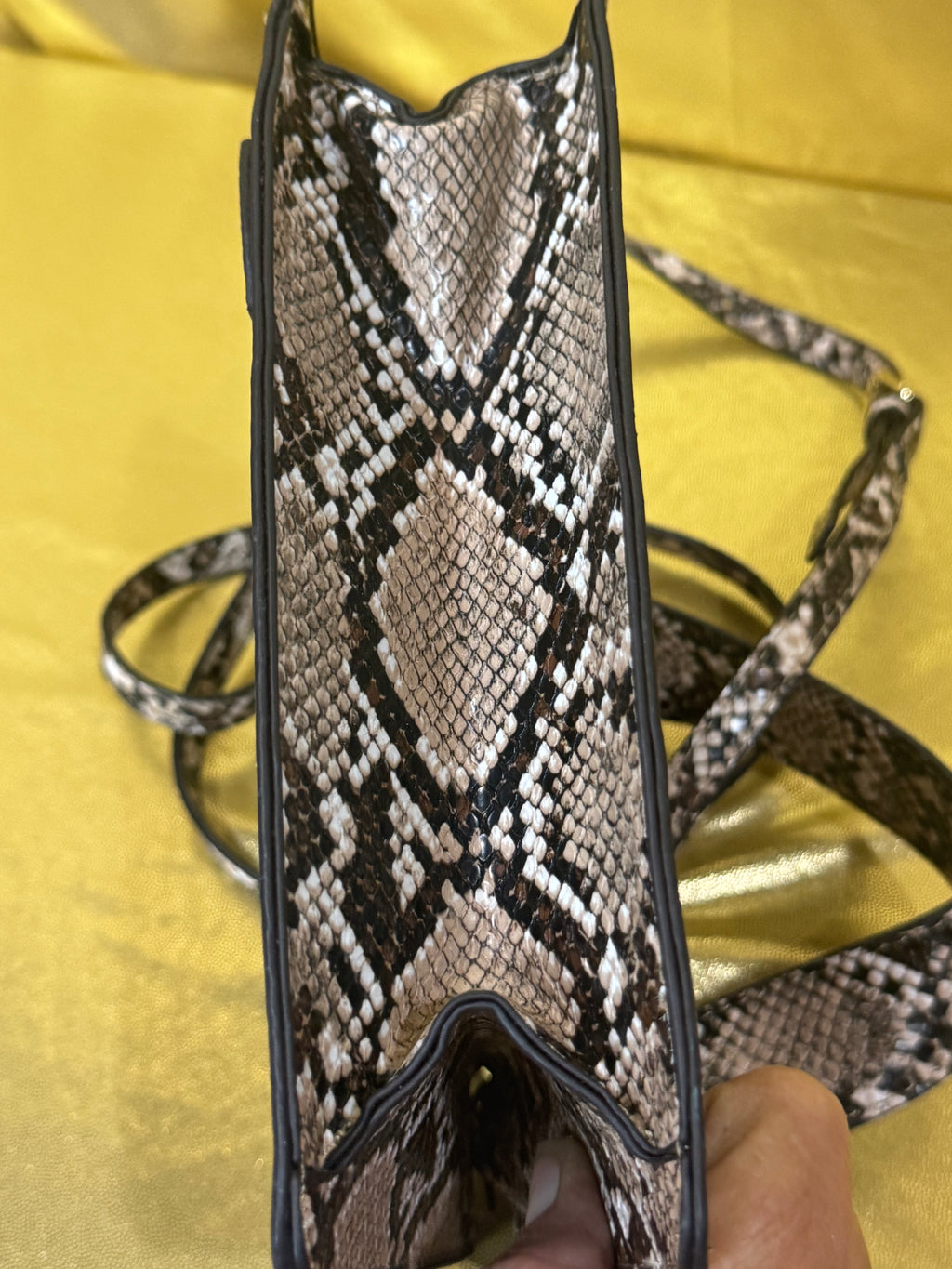 🐍 JustFab Snakeskin Print Structured Mini Crossbody Bag