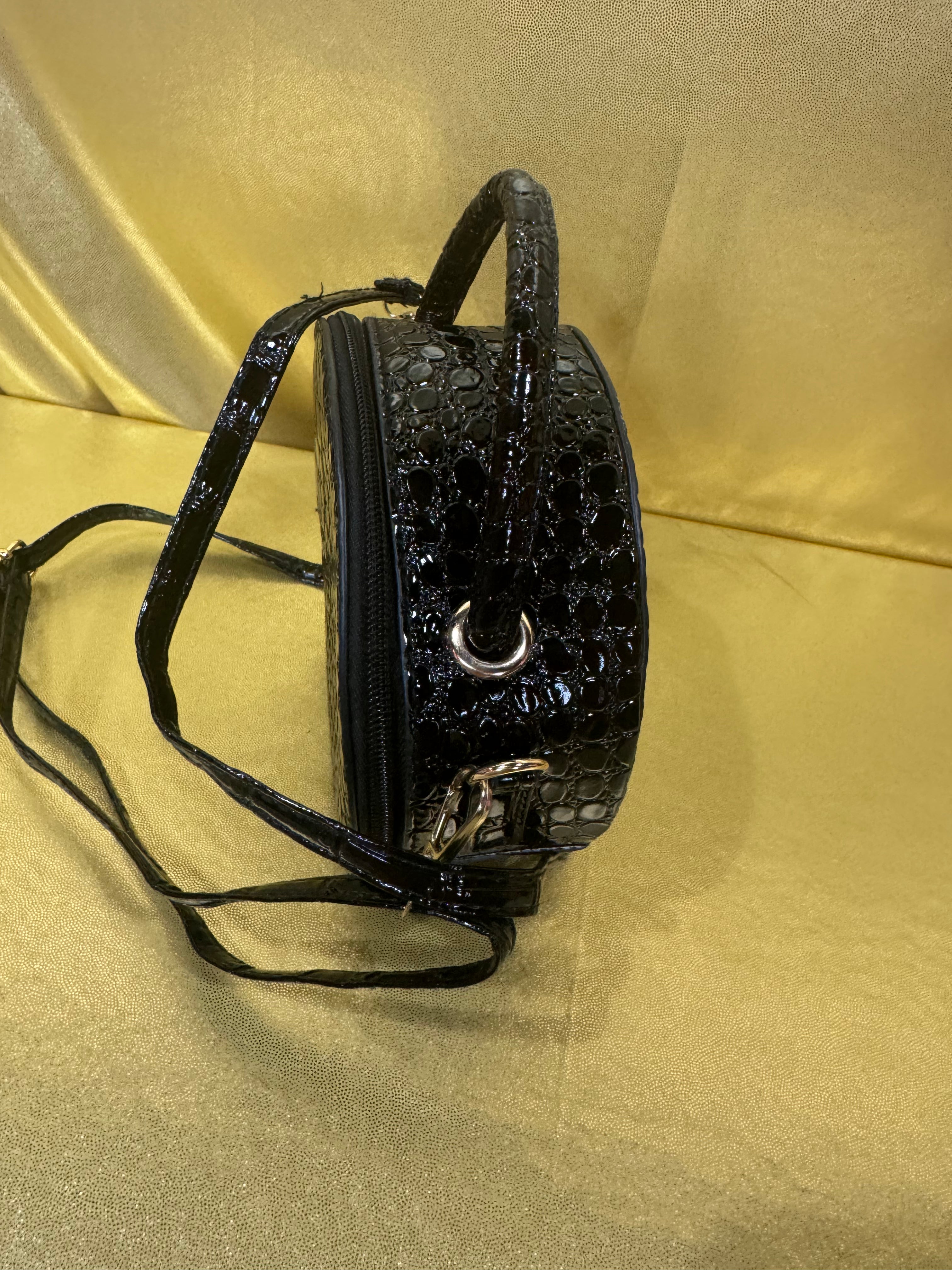 Vintage Vibe Black Croc-Embossed Round Crossbody Bag